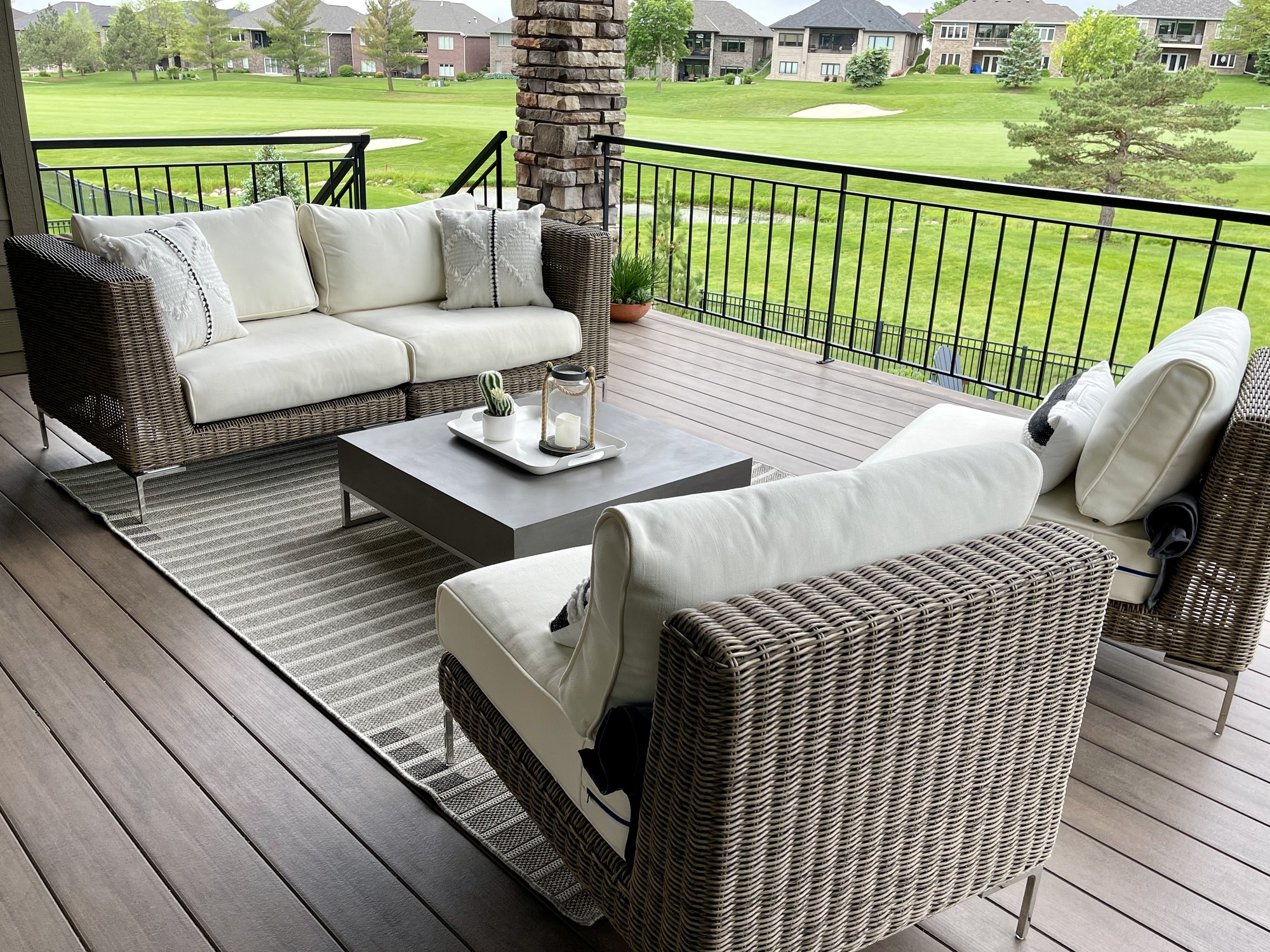 Mid-Century Deck in Lincoln, Nebraska - Photo 6