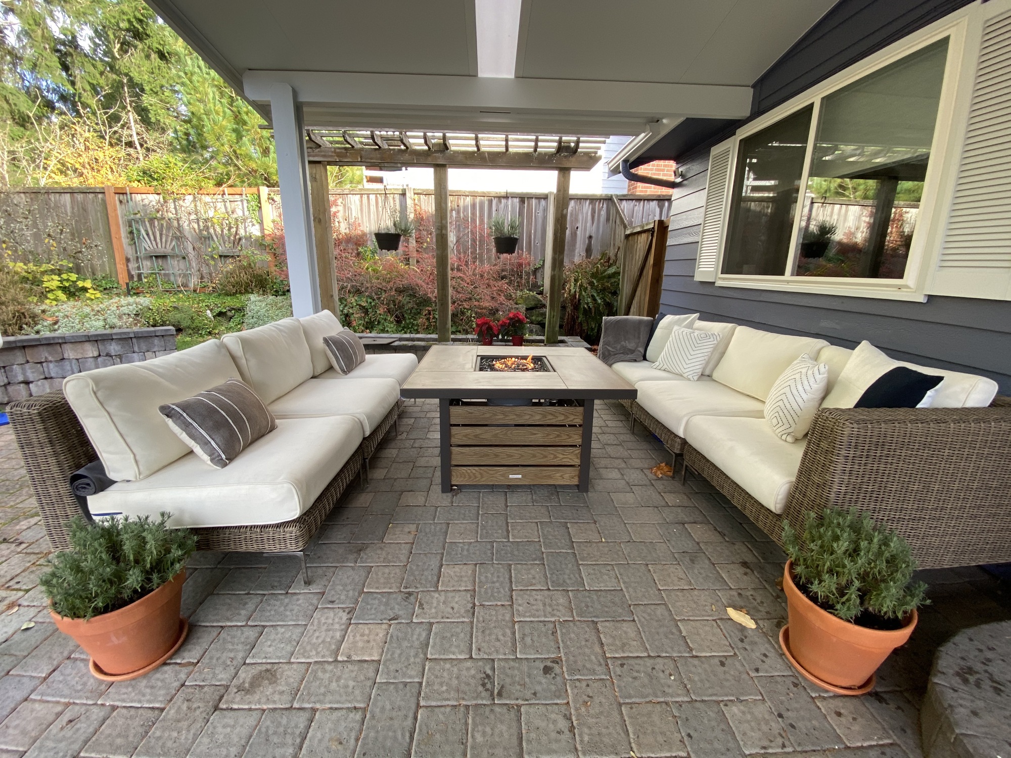 Pool Parties and Dining Al Fresco in Washington State - Photo 1