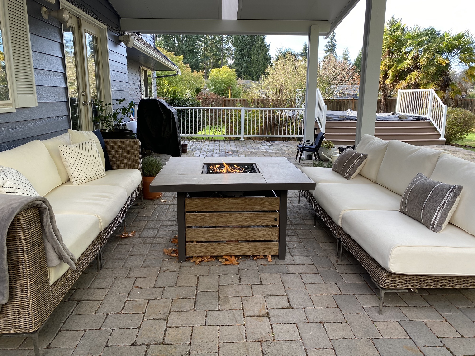 Pool Parties and Dining Al Fresco in Washington State - Photo 3