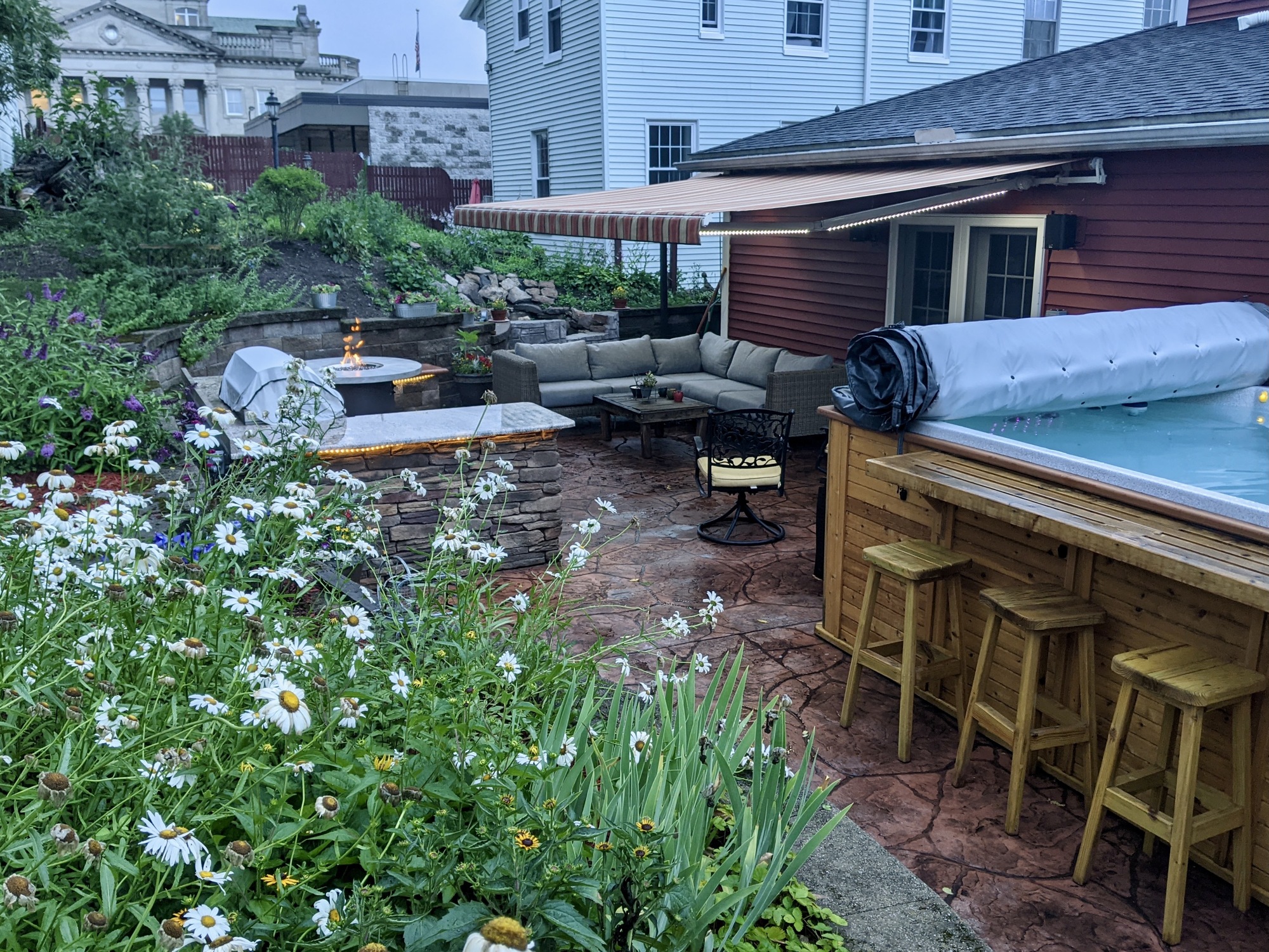 A Historic Home’s Charming Patio - Photo 7