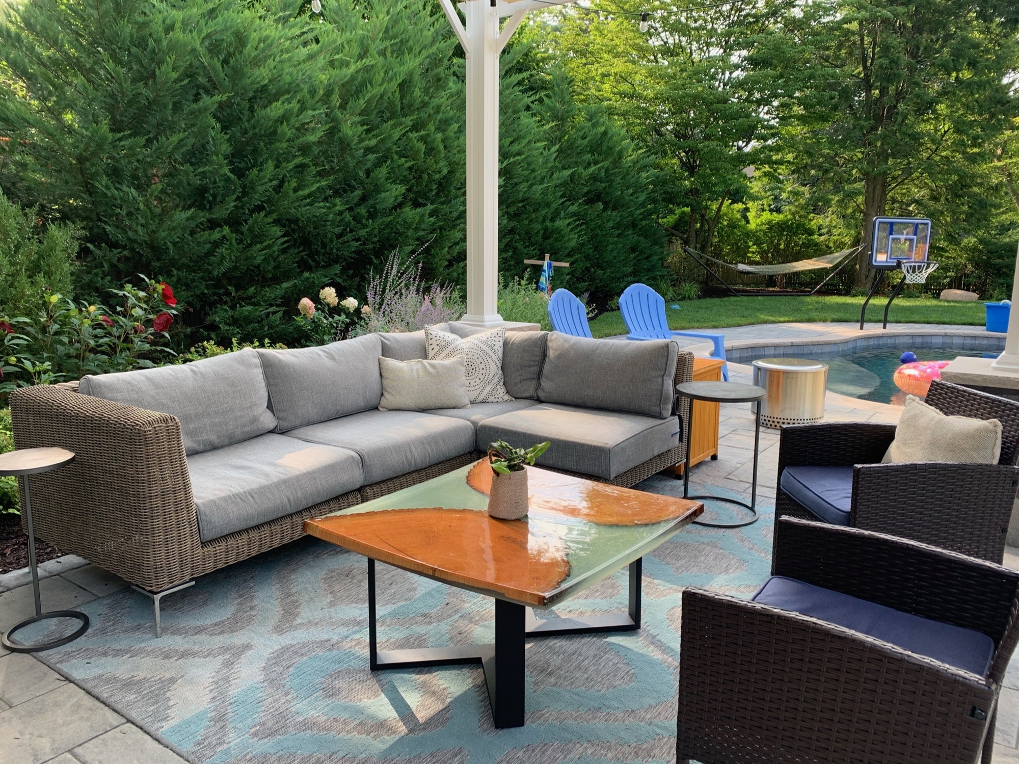 A Poolside Wellness & Social Hub - Photo 1