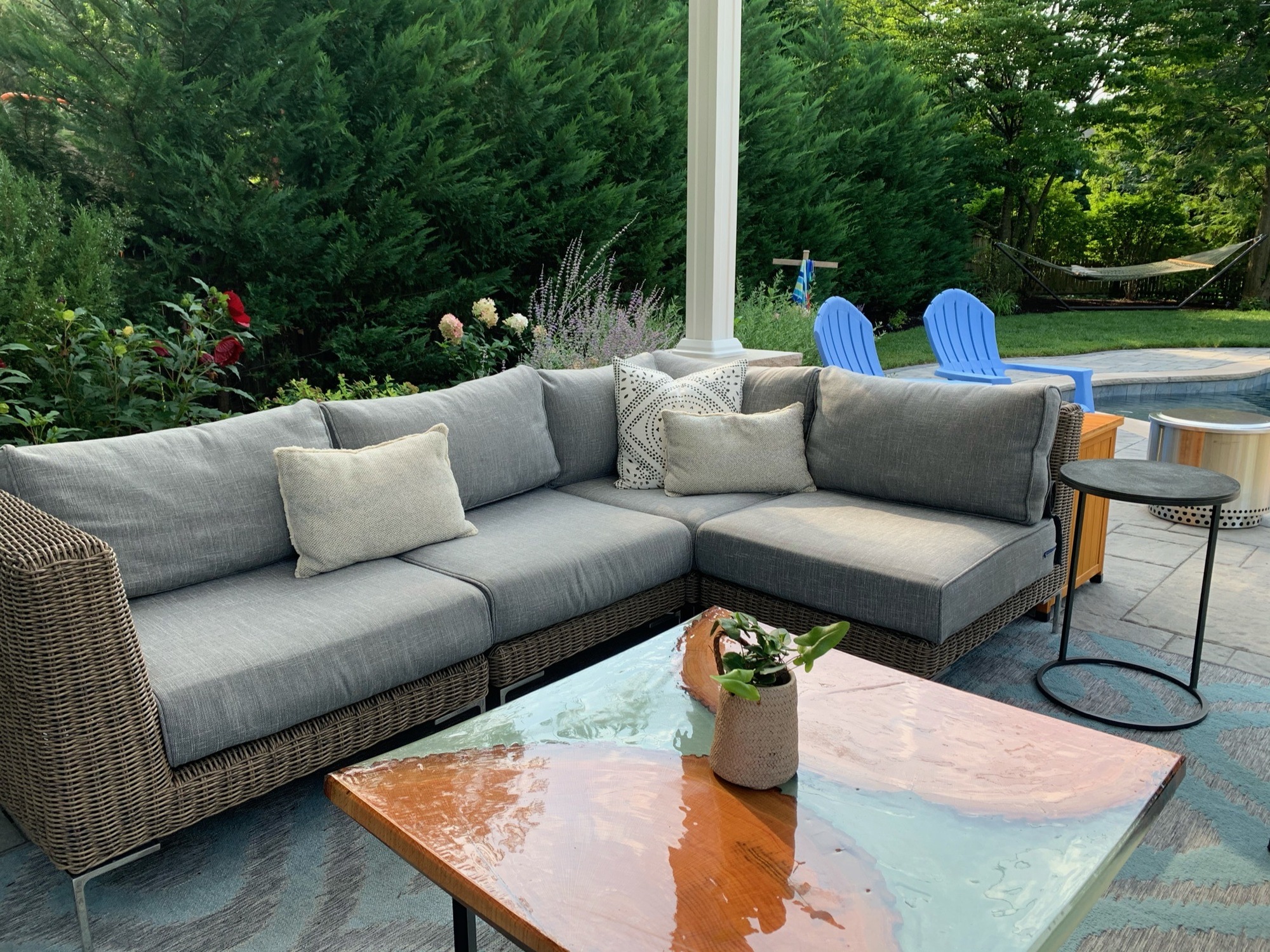 A Poolside Wellness & Social Hub - Photo 4