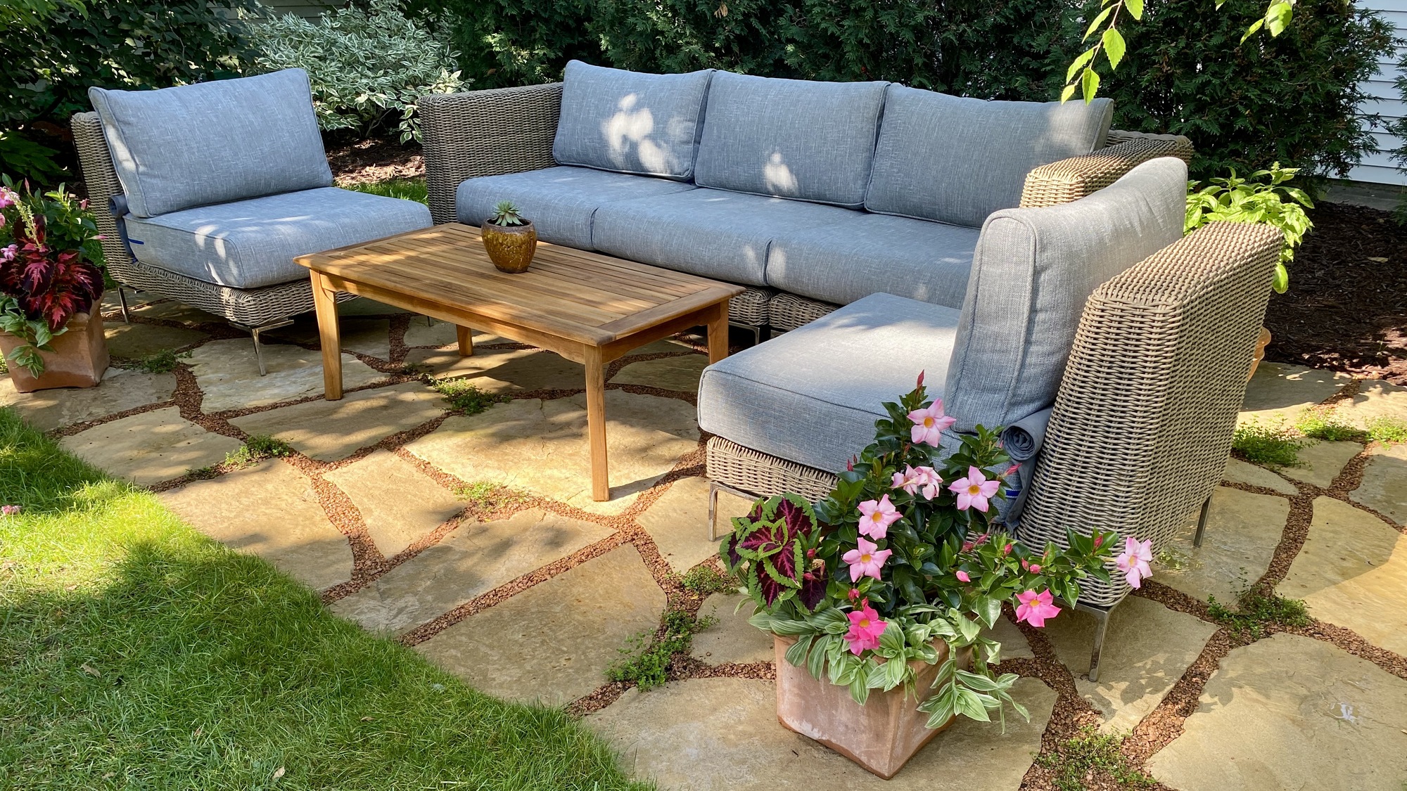 An Organizer’s Family-Friendly Flagstone Patio - Photo 1