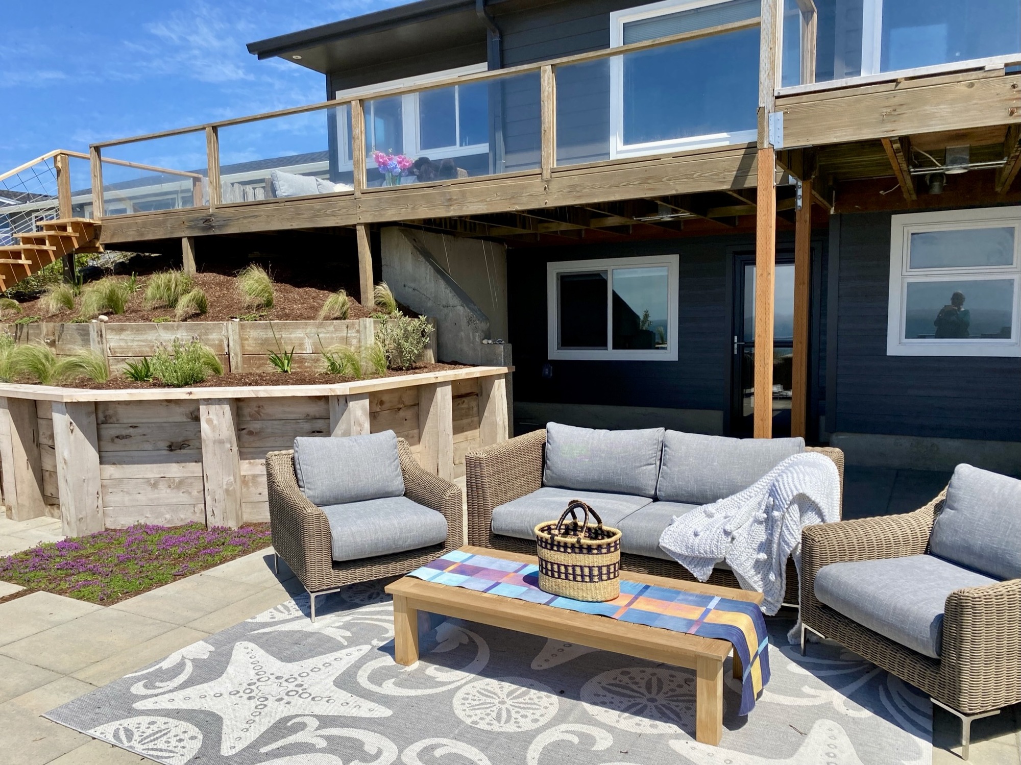 An Extended Family’s Favorite Living Space - Photo 4