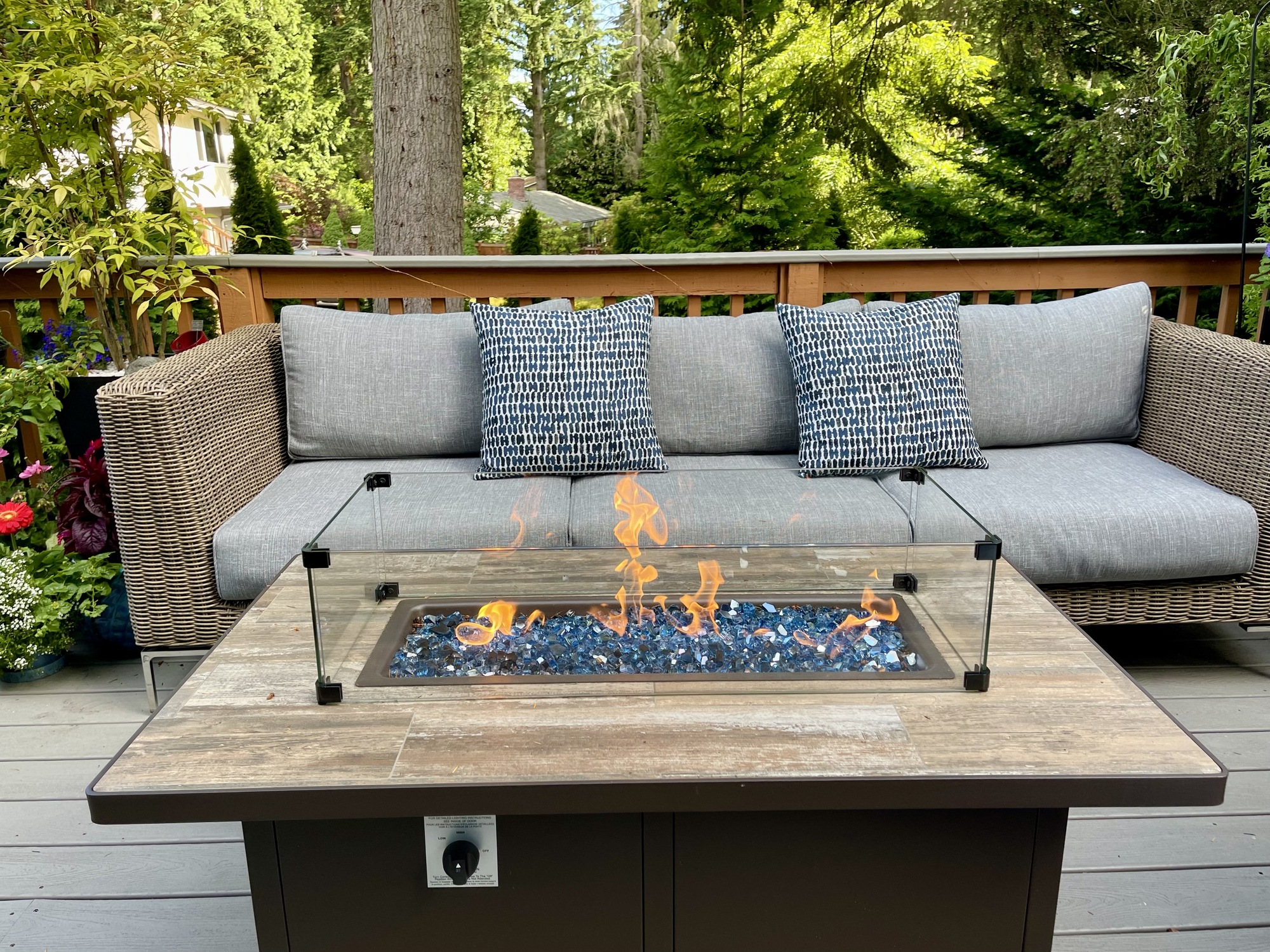 Inviting Upper Deck Among the Trees in Washington - Photo 3