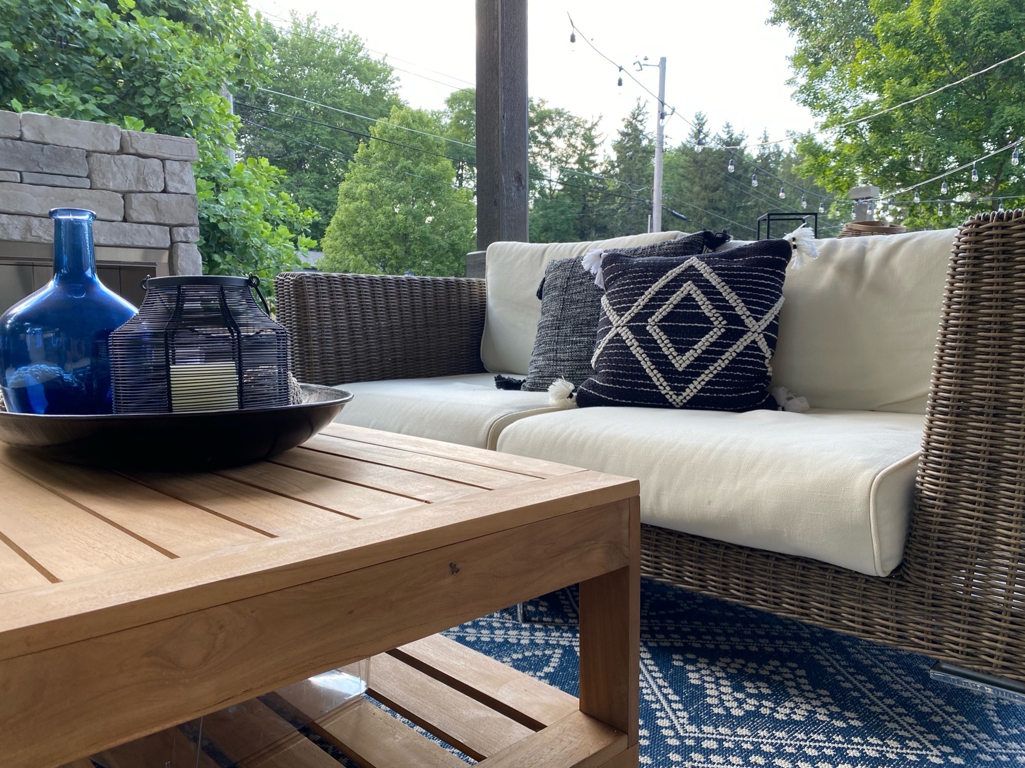 An Inviting Mid-Century Modern Patio in the Midwest - Photo 4