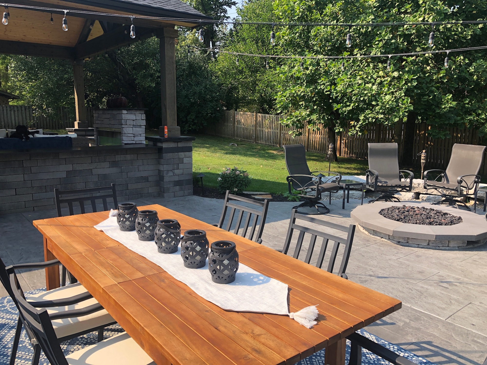 An Inviting Mid-Century Modern Patio in the Midwest - Photo 8