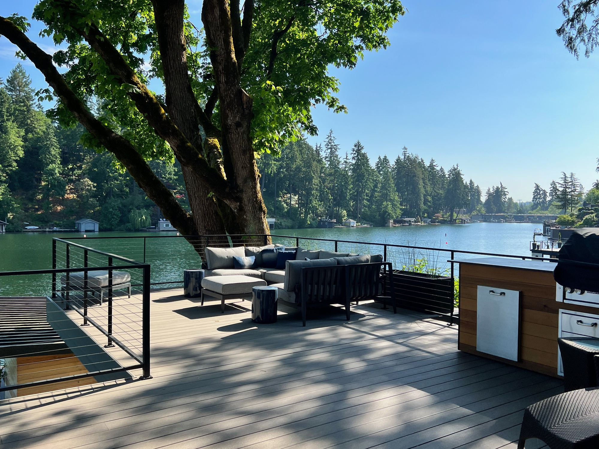 An Outdoorsy Couple’s Spacious Dock and Boat House - Photo 2