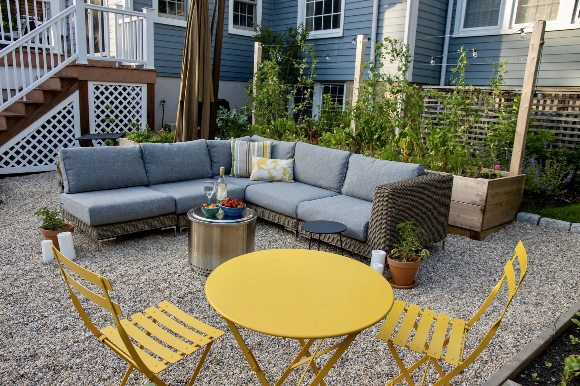 A Nutritionist’s Lush Garden and Backyard - Photo 6