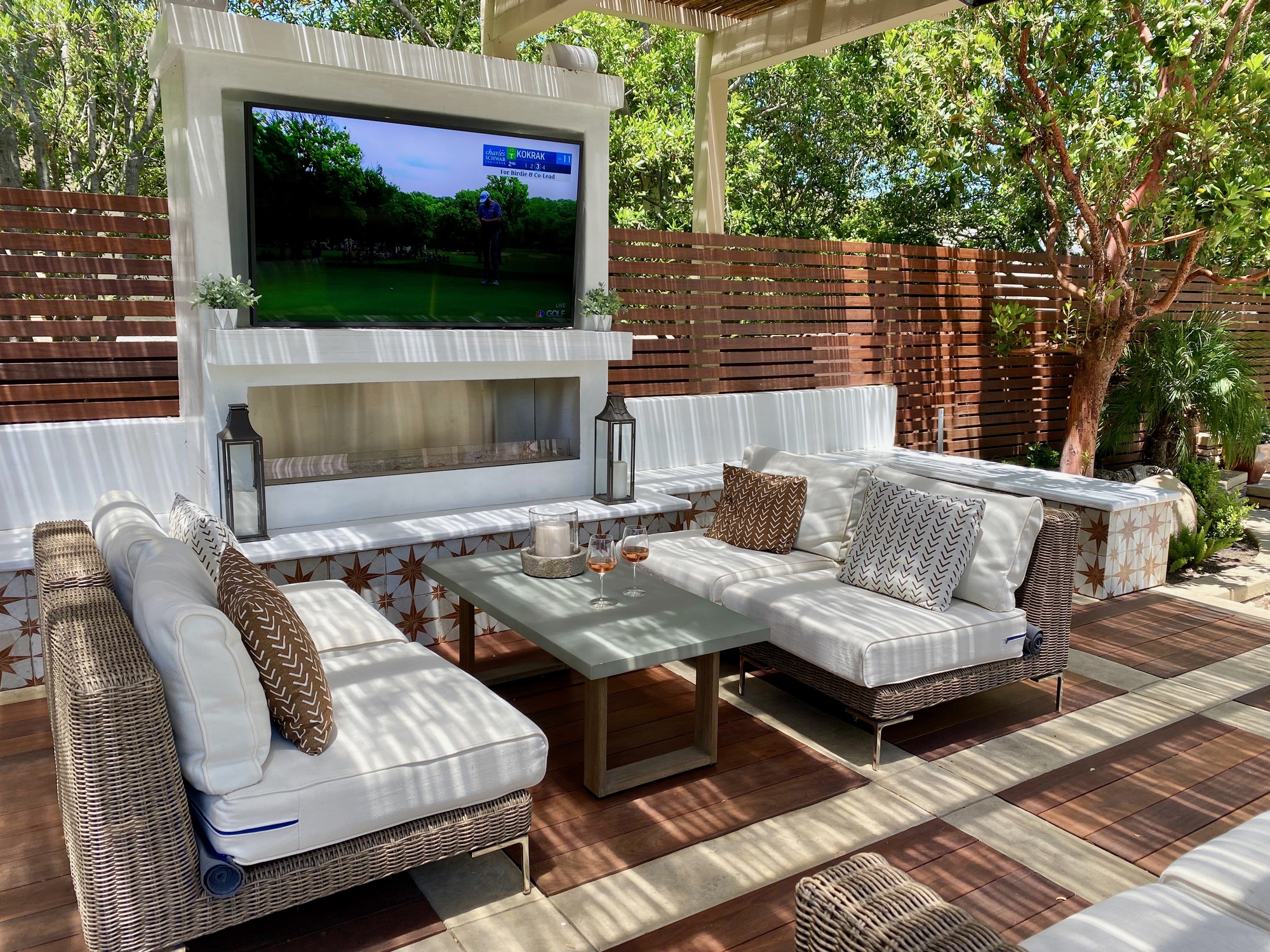 A Fully Loaded Entertainer’s Backyard in Santa Ynez Valley - Photo 2