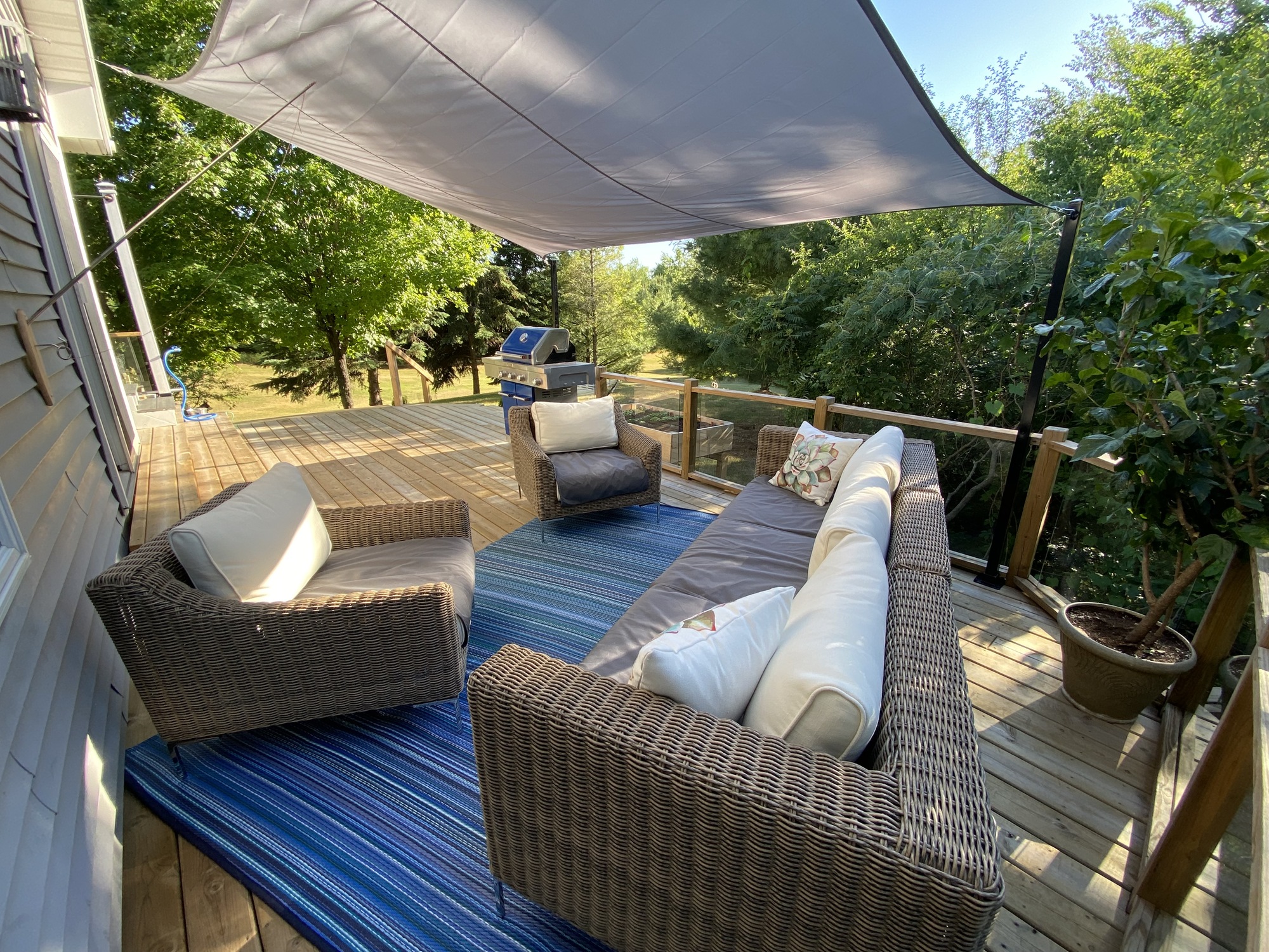 A Relaxed Resort Vibe for a Fun-Loving Family in Michigan - Photo 9