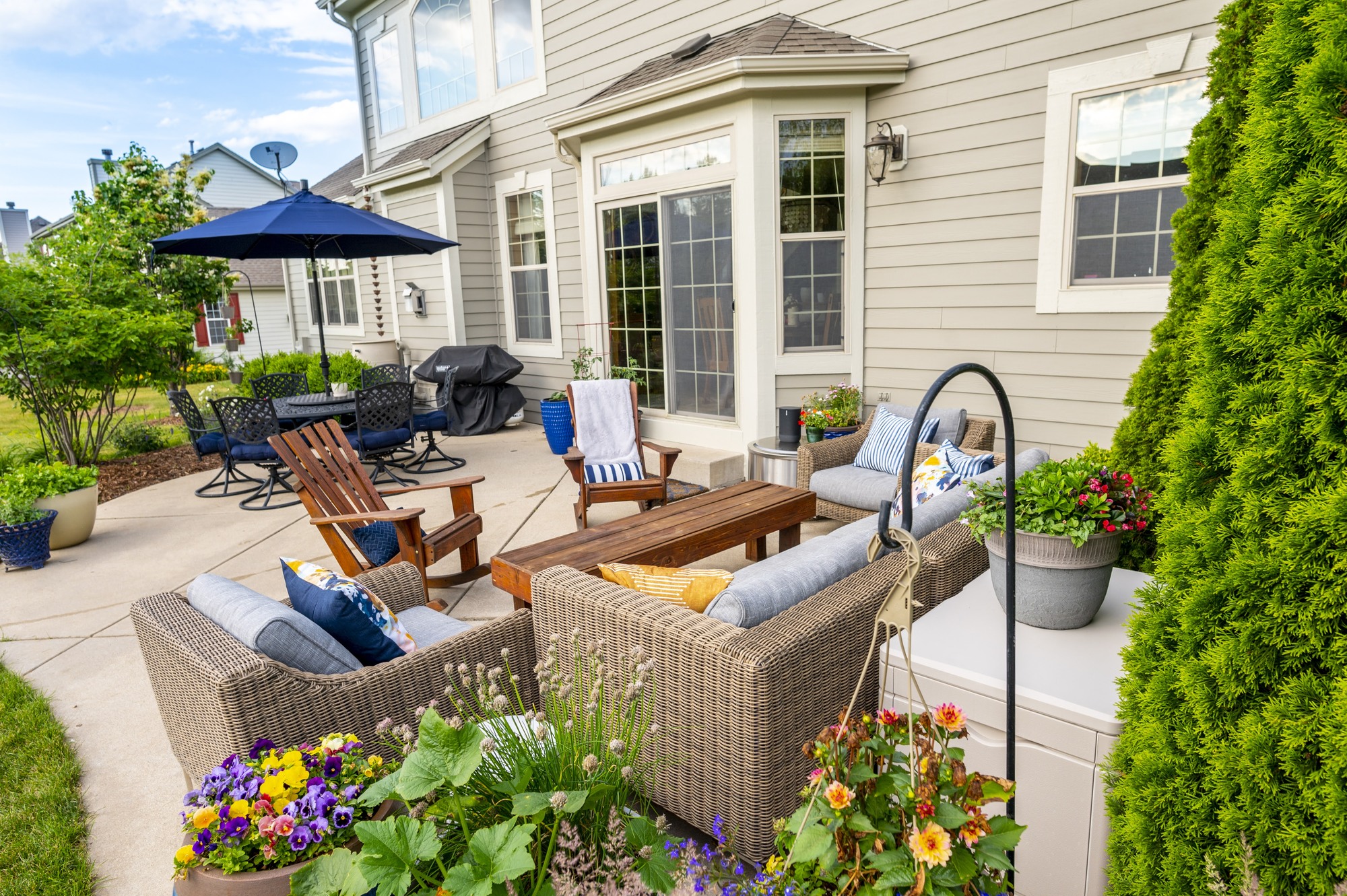 A Busy Family’s Cozy Kid-Friendly Backyard - Photo 3