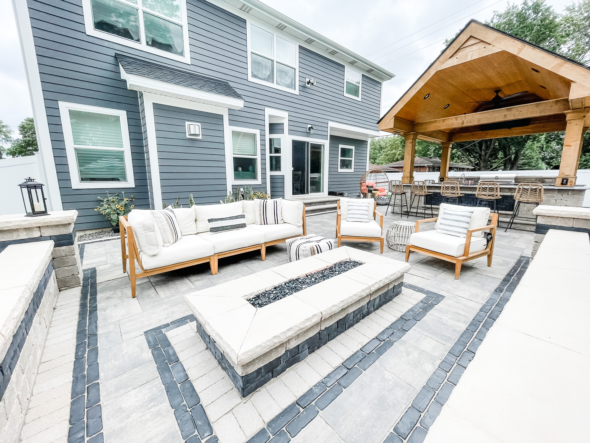 A Social Family’s Rustic Stone Patio in Illinois - Photo 4