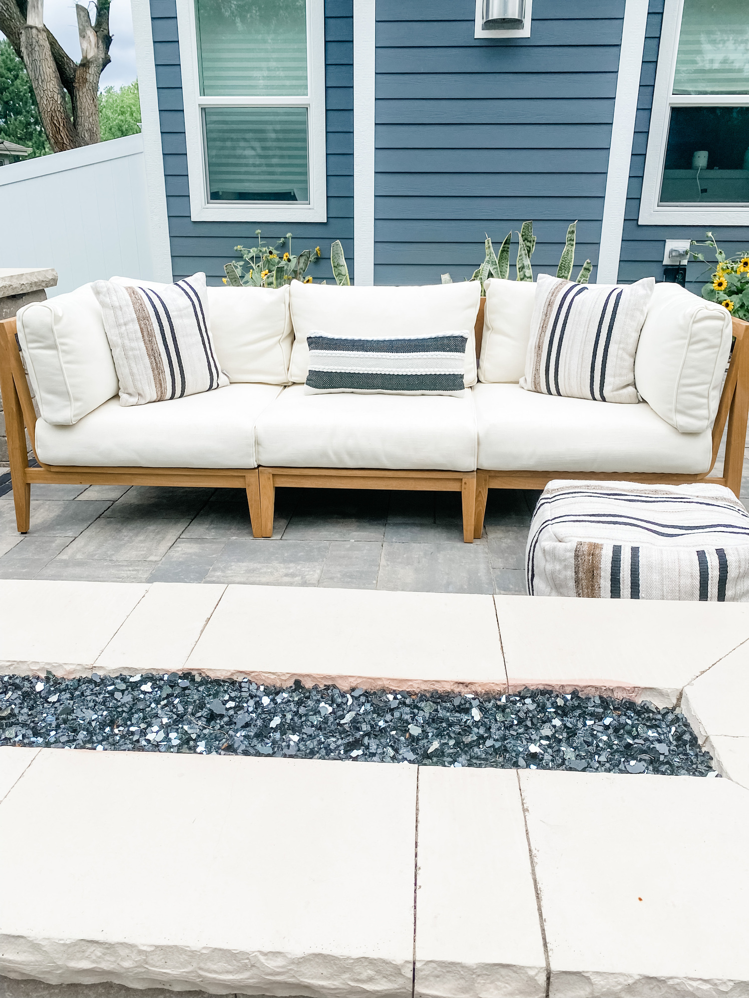 A Social Family’s Rustic Stone Patio in Illinois - Photo 11