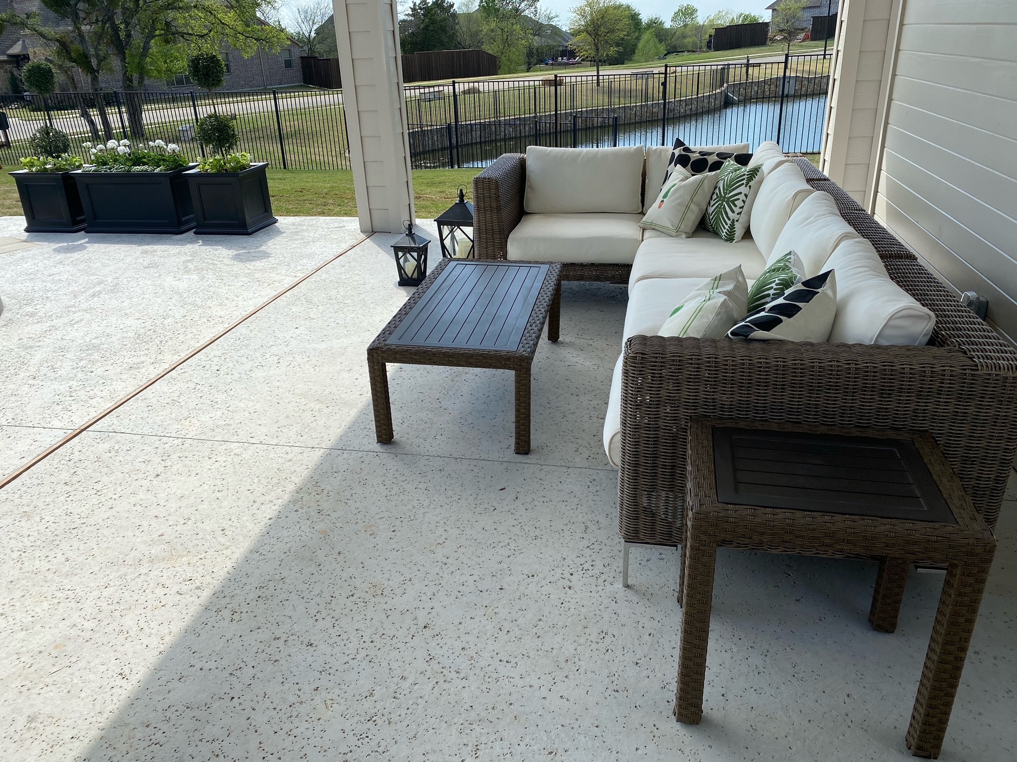 Contemporary Patio + Pool in Texas - Photo 6