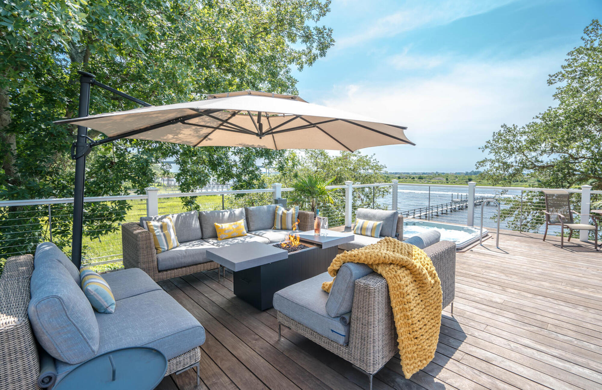 A Deck Designed for Gathering in North Carolina - Photo 1