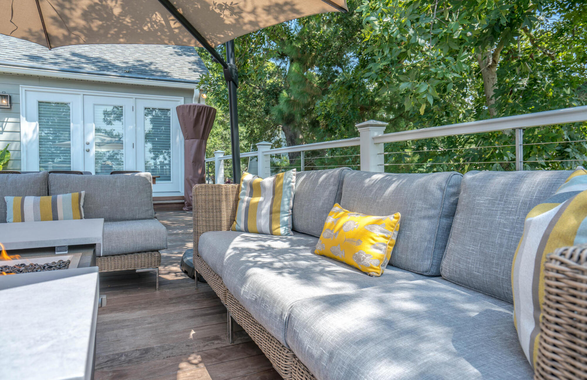 A Deck Designed for Gathering in North Carolina - Photo 5