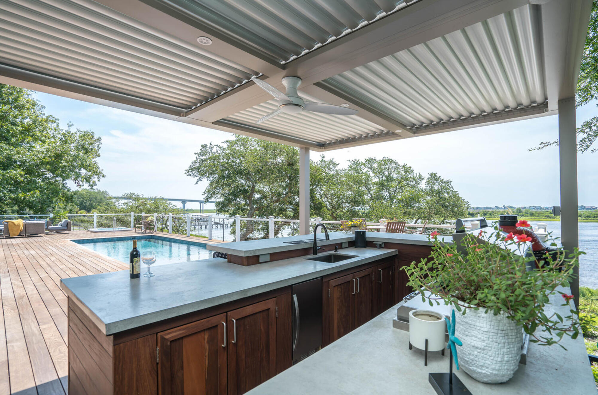 A Deck Designed for Gathering in North Carolina - Photo 17