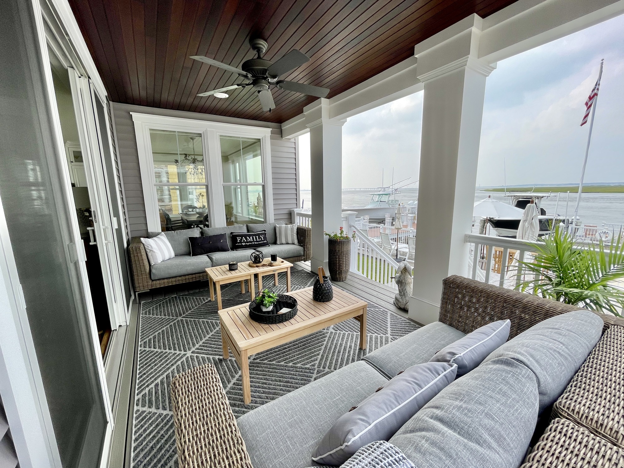 Pier on the Bay in Ocean City, NJ - Photo 1