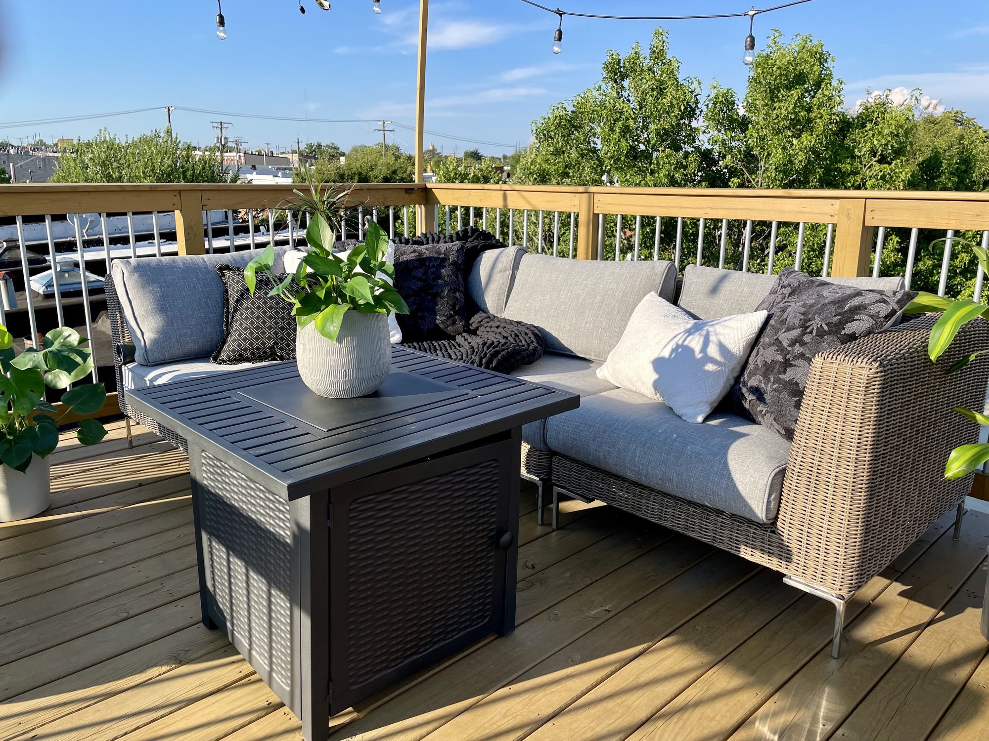 A Modern Rooftop Deck with Views of Baltimore City - Photo 2