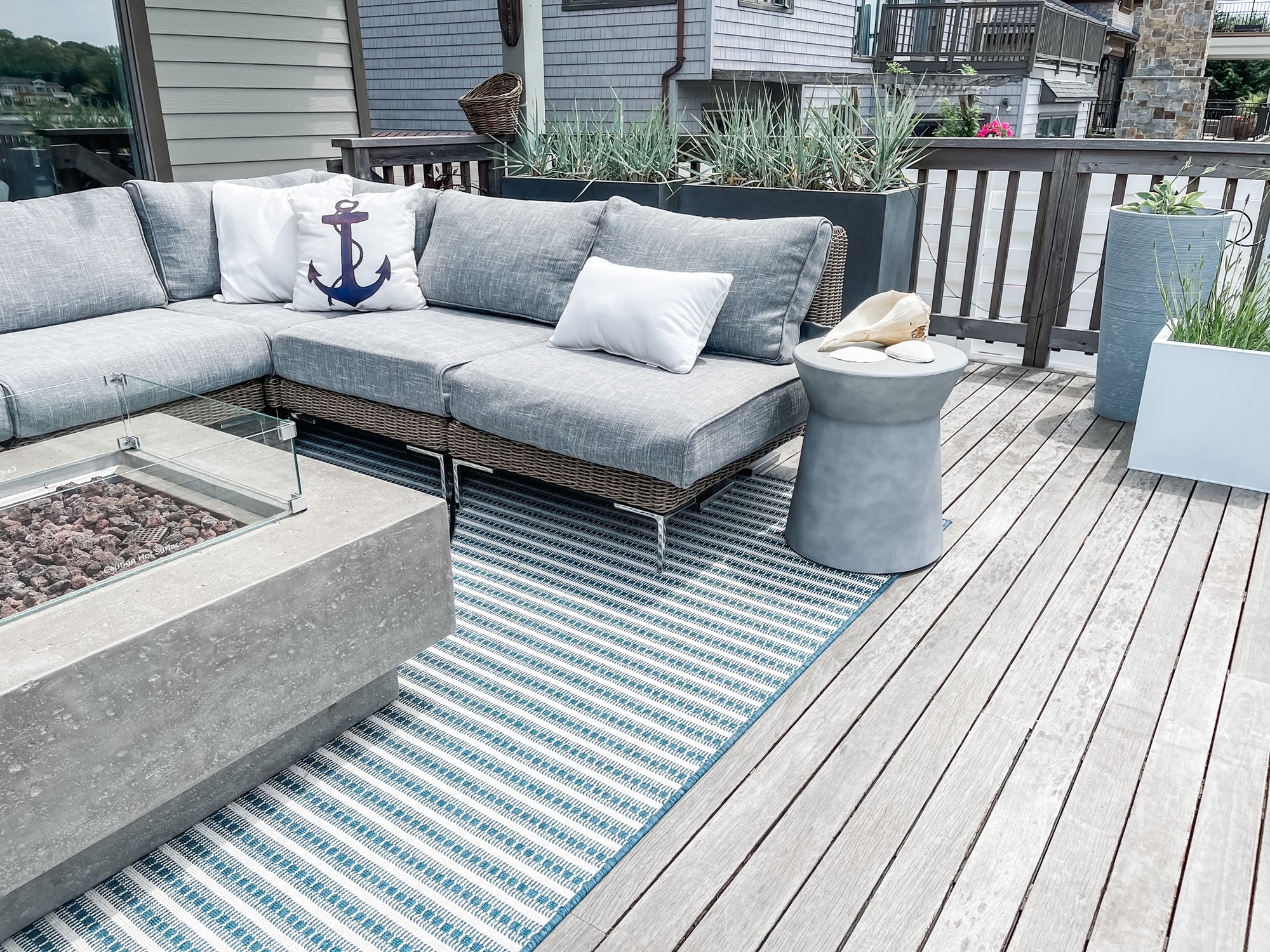 A Classic Hamptons-Style Raised Deck in Oakdale, NY - Photo 1