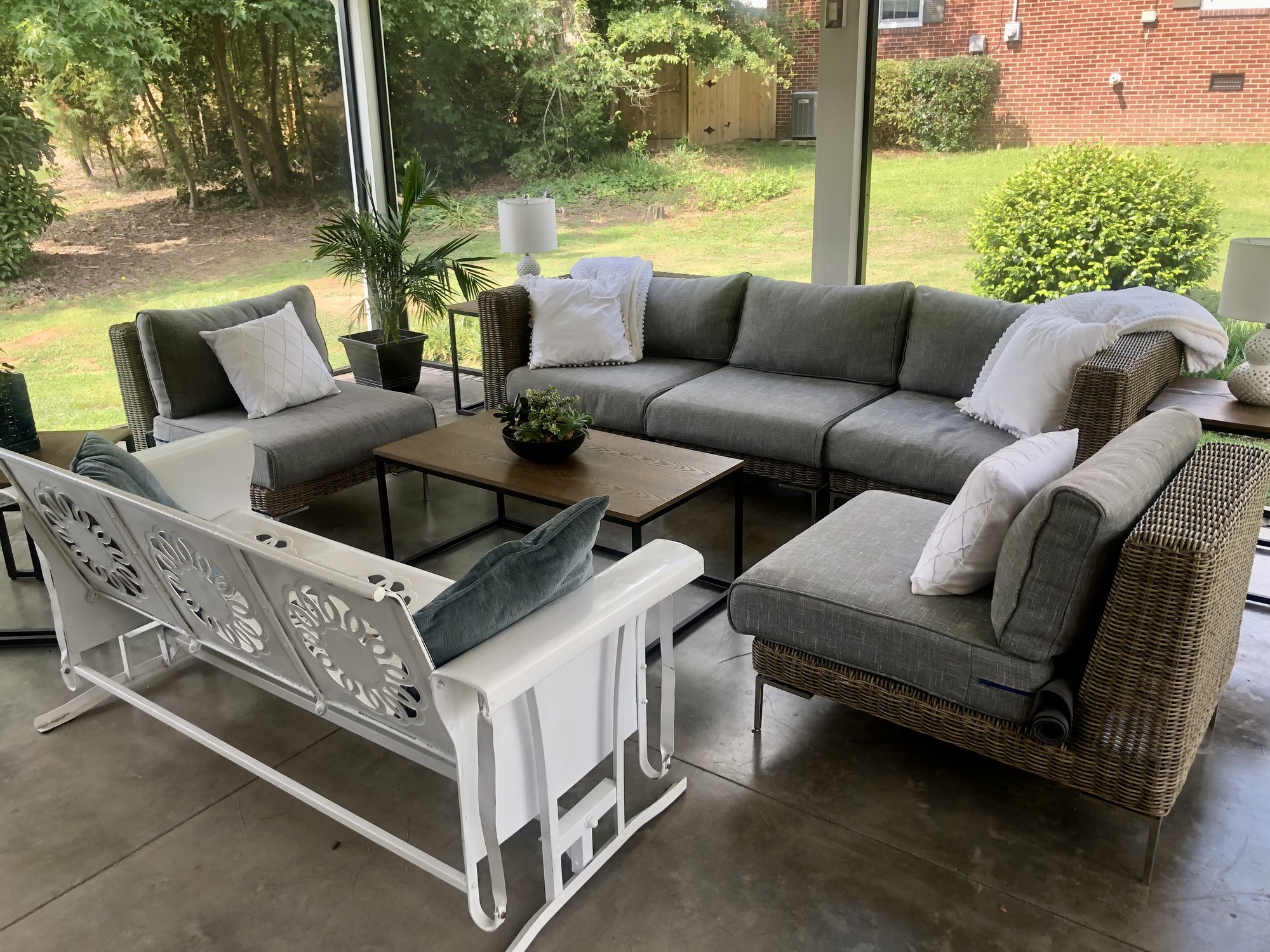 A Stylist’s Cozy Screened-In Porch in South Carolina - Photo 3