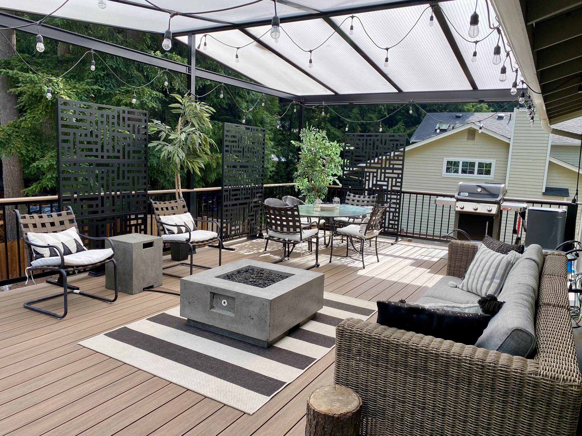 A Social Family’s Happy Place - Photo 5