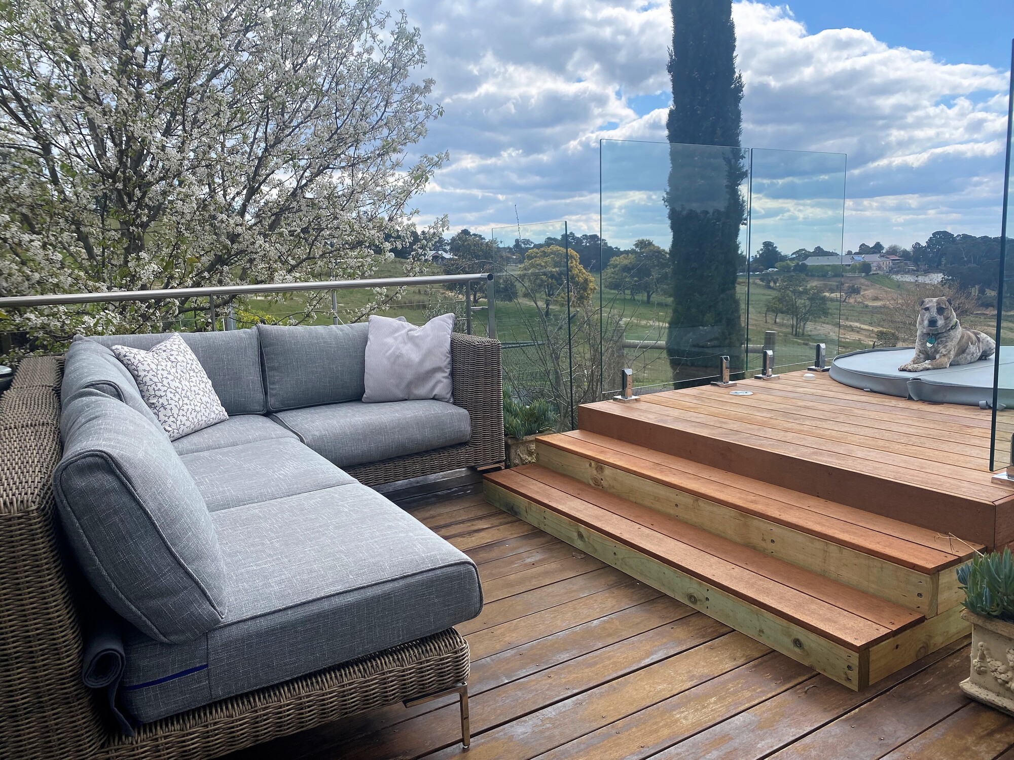 Lush Farmland in Daylesford, Victoria - Photo 7