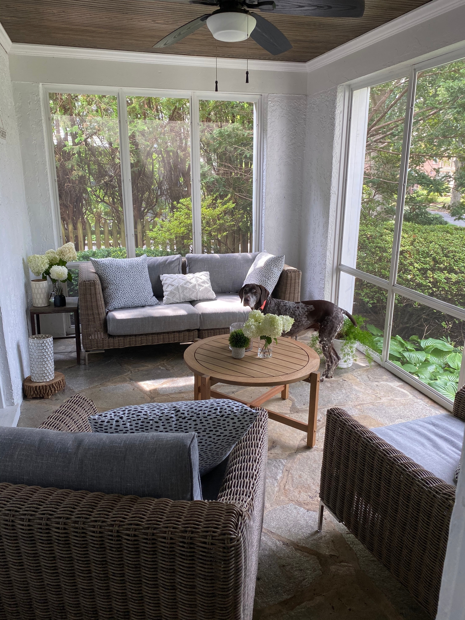 An Inviting Indoor-Outdoor Screened-In Porch - Photo 7