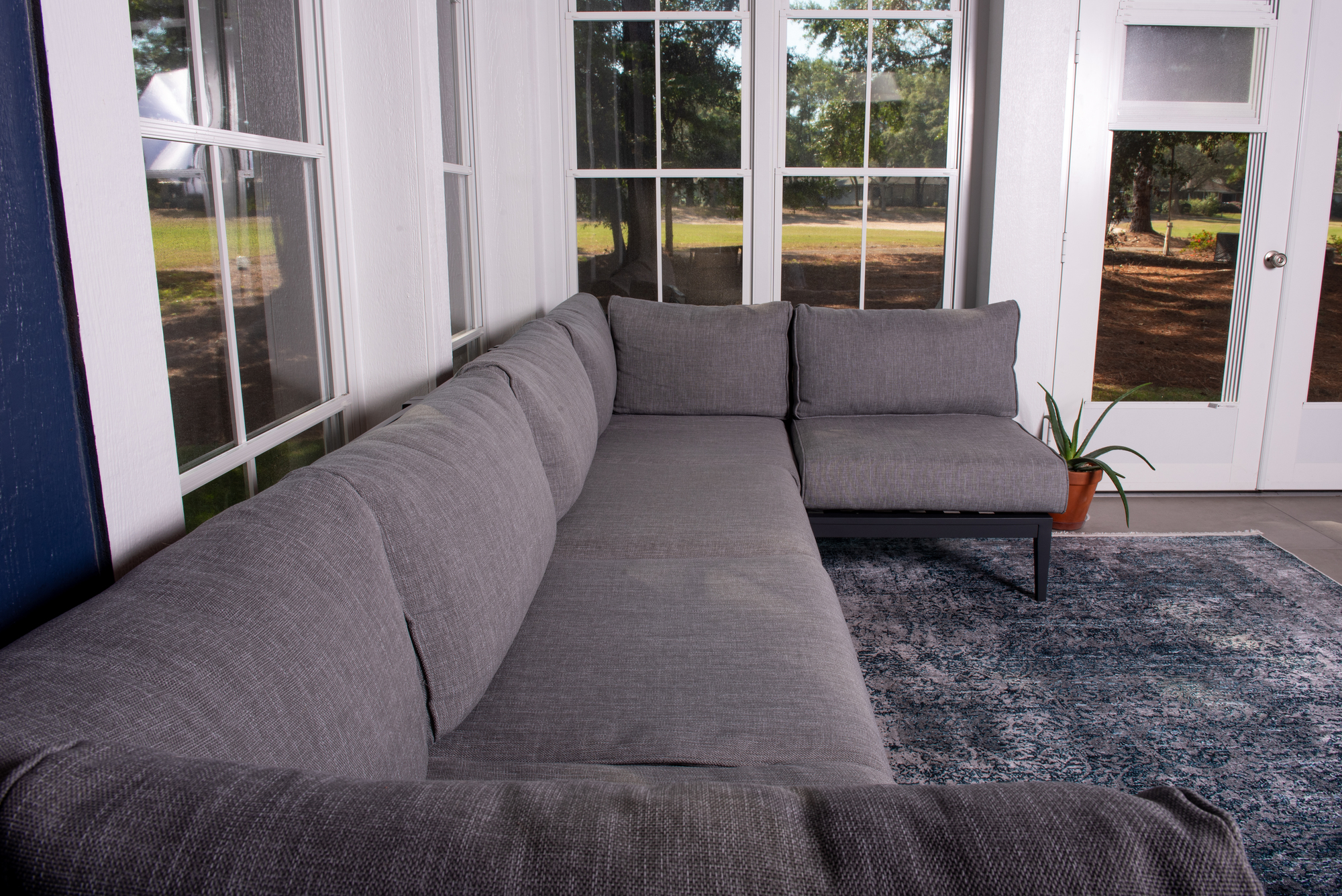 Indoor-Outdoor Flow in a Classic “Carolina Room” - Photo 2