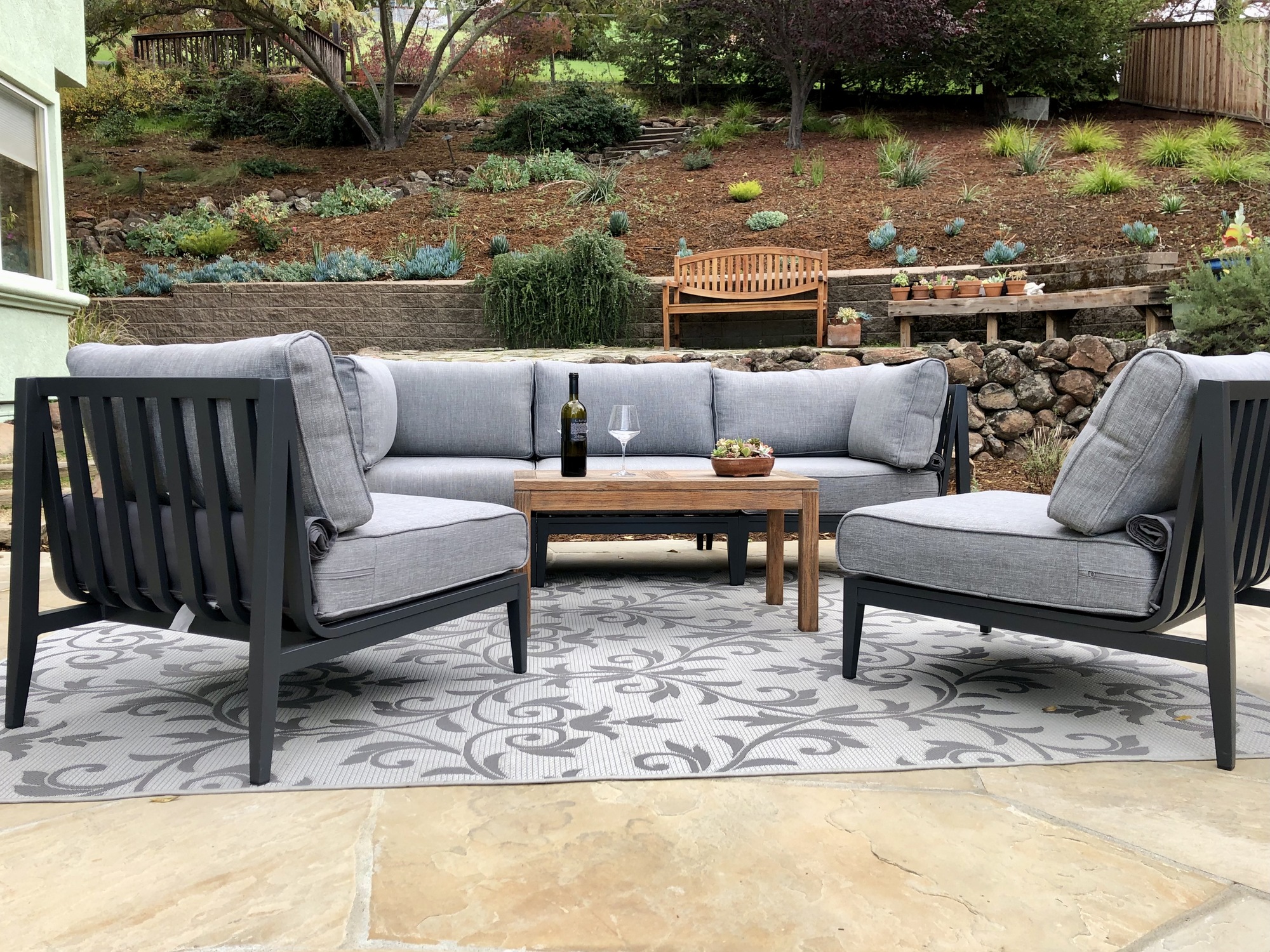 A Musical Family’s Outdoor Performance Space in Walnut Creek - Photo 1