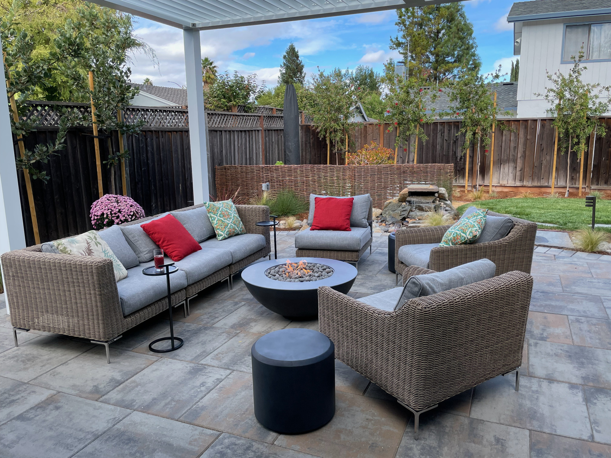 A Cozy, Welcoming Extension of the Indoors in San Jose, CA - Photo 1