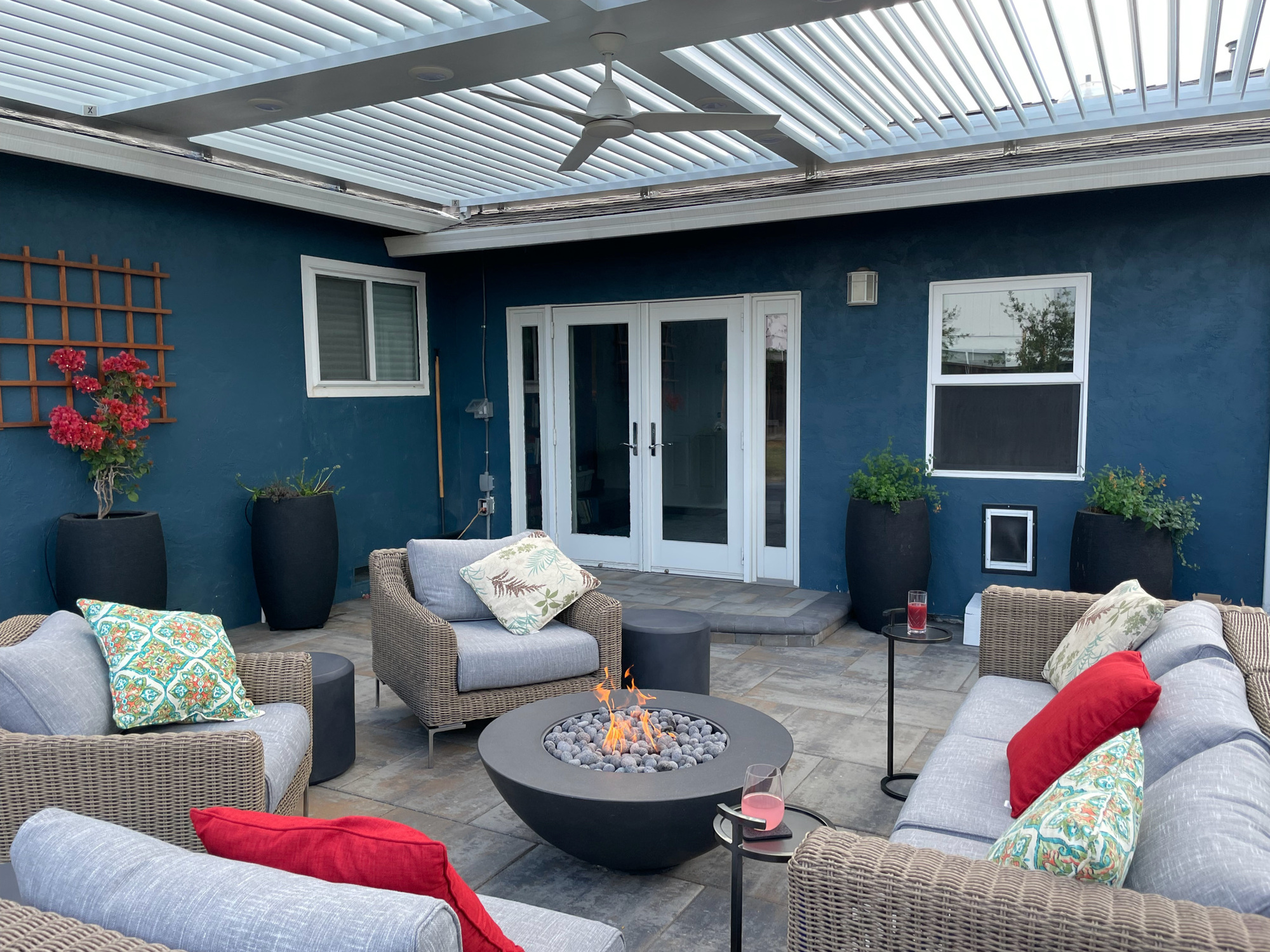 A Cozy, Welcoming Extension of the Indoors in San Jose, CA - Photo 5