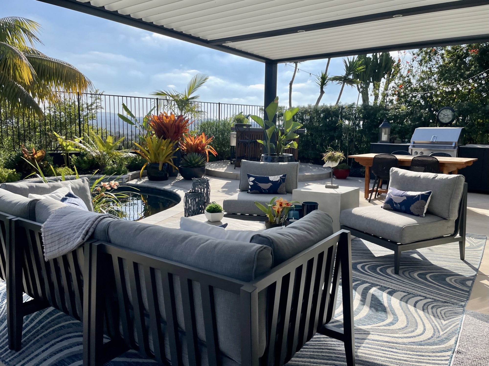 Backyard with Pool, Kitchen and Bar in Carlsbad, CA - Photo 2