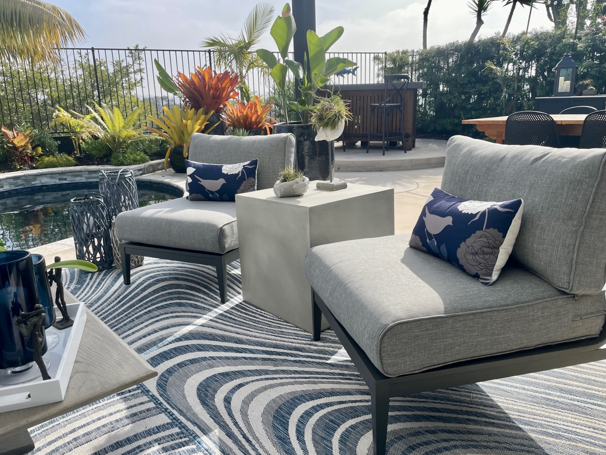 Backyard with Pool, Kitchen and Bar in Carlsbad, CA - Photo 5