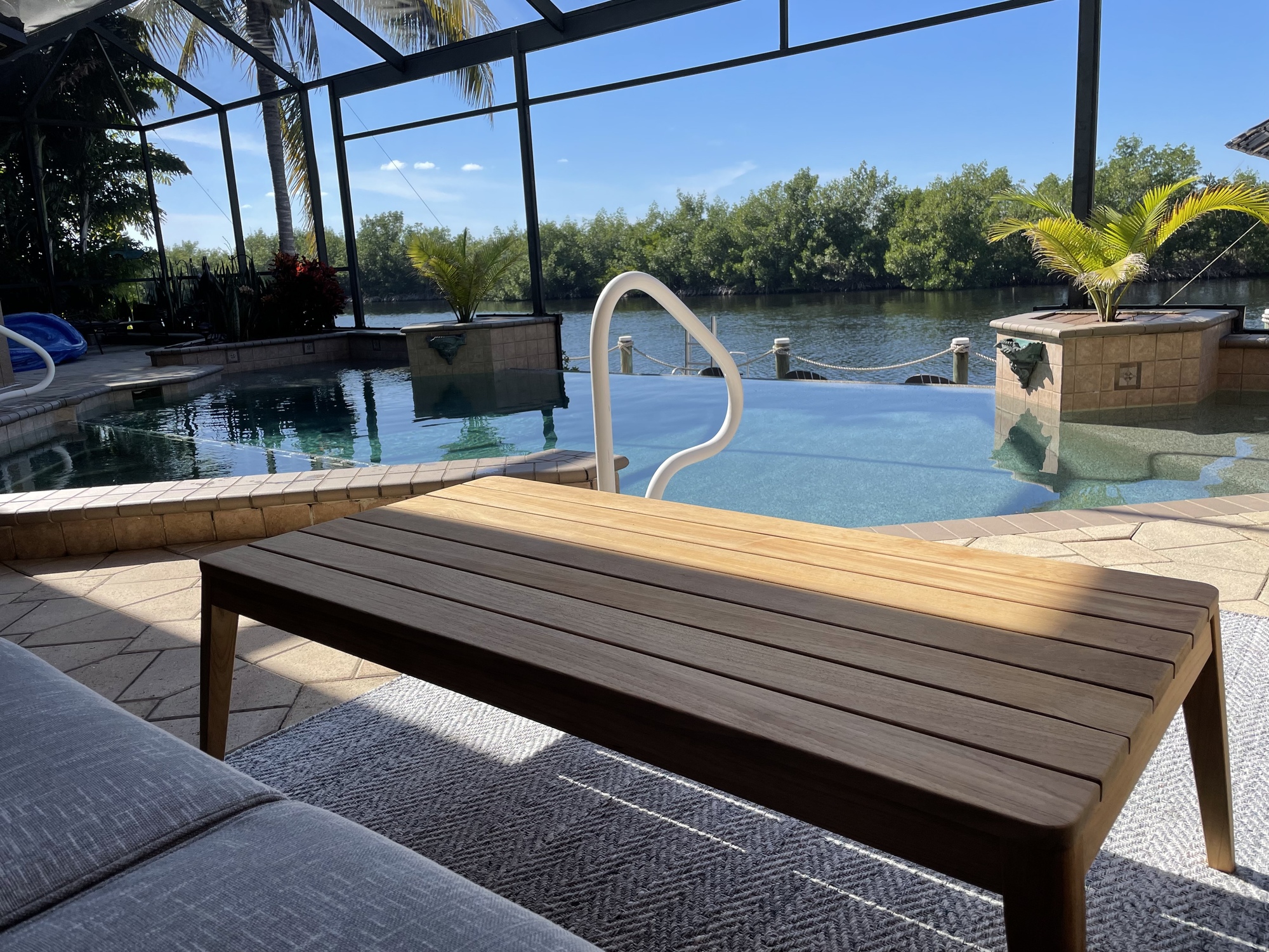 A Cape Coral Backyard Overlooking an Intercoastal Waterway - Photo 4