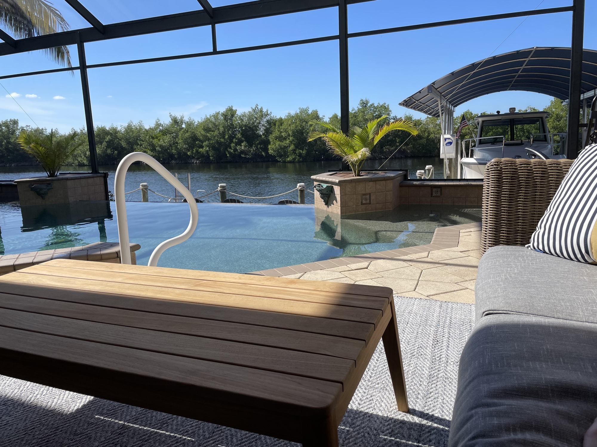 A Cape Coral Backyard Overlooking an Intercoastal Waterway - Photo 6