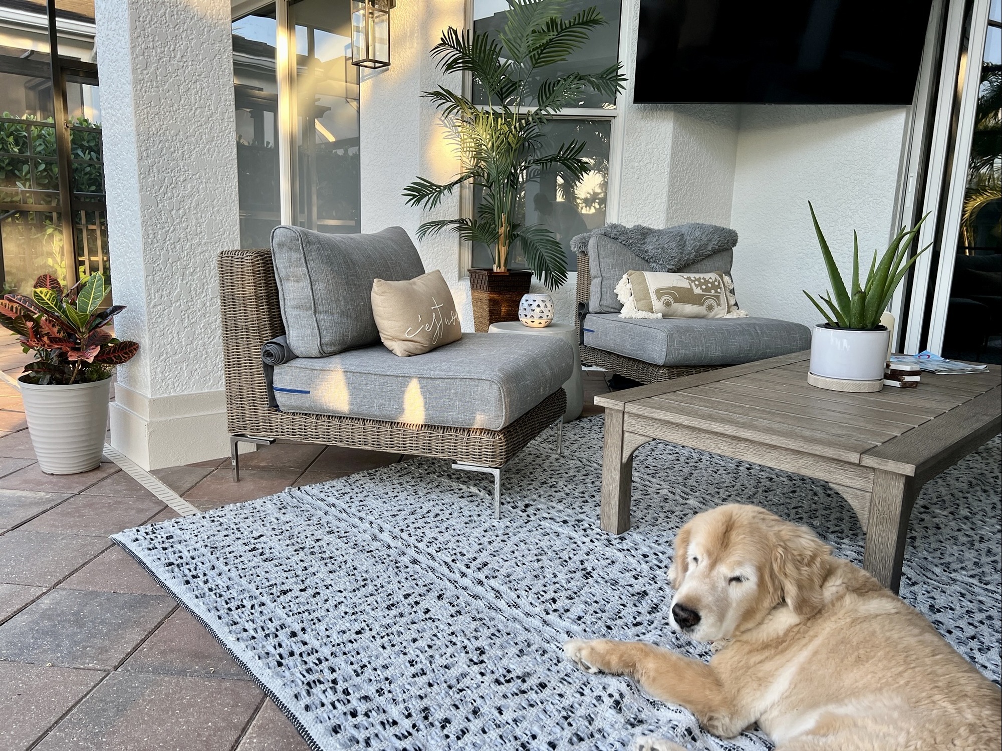 A Marco Island Lanai Designed for Entertaining - Photo 6