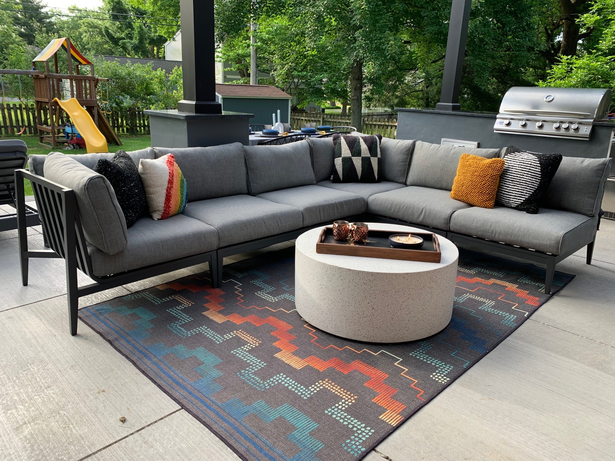 A 1950s Ranch House’s Mid-Century Backyard in St. Louis, MO - Photo 1