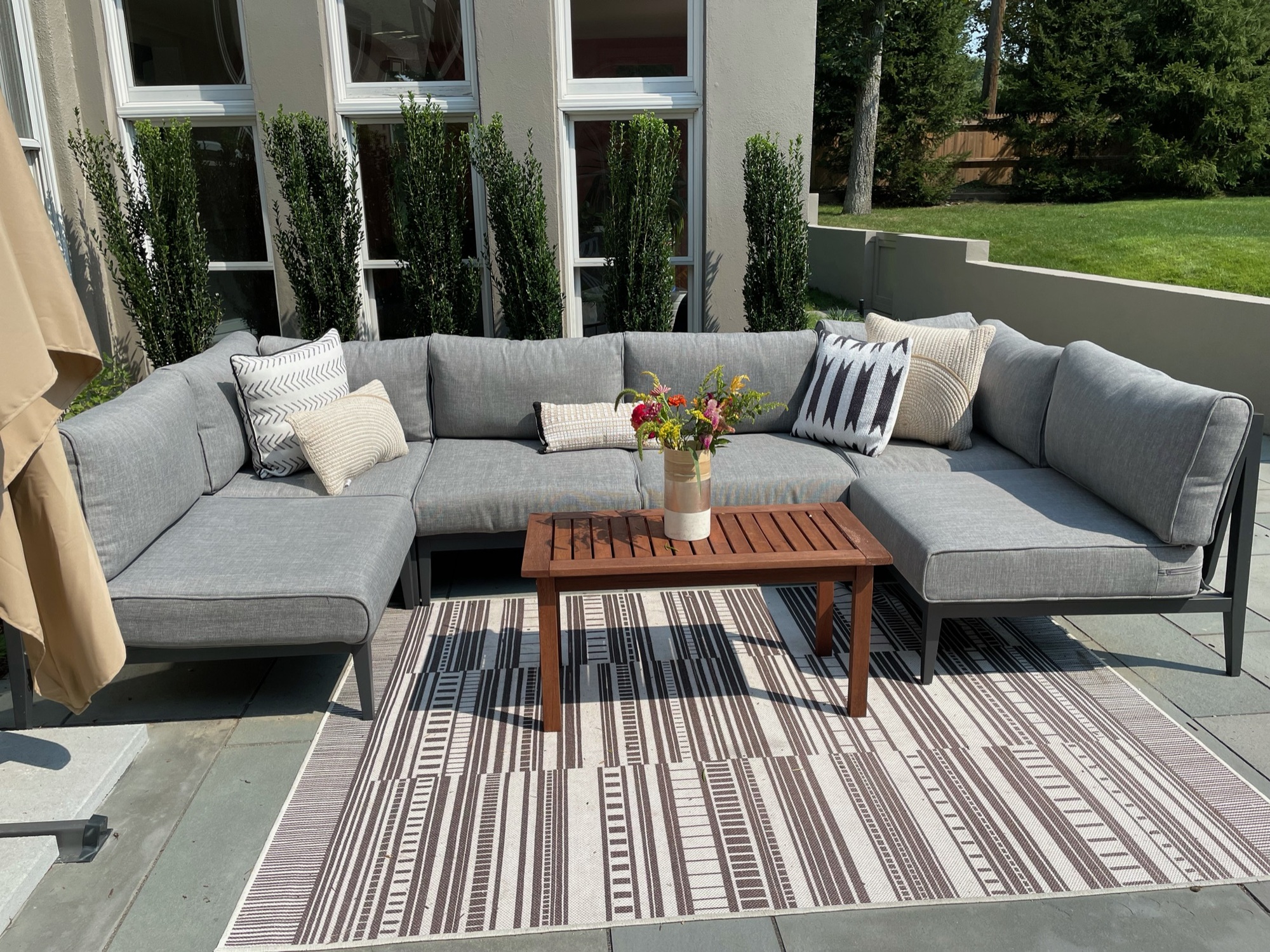 An Inviting Front Lawn and Bluestone Patio in Sleepy Hollow - Photo 4