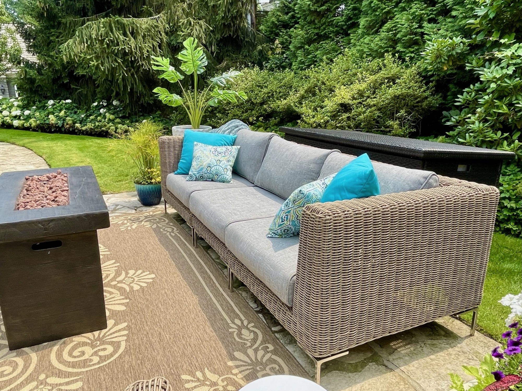 Room to Relax in Grosse Pointe Farms - Photo 4