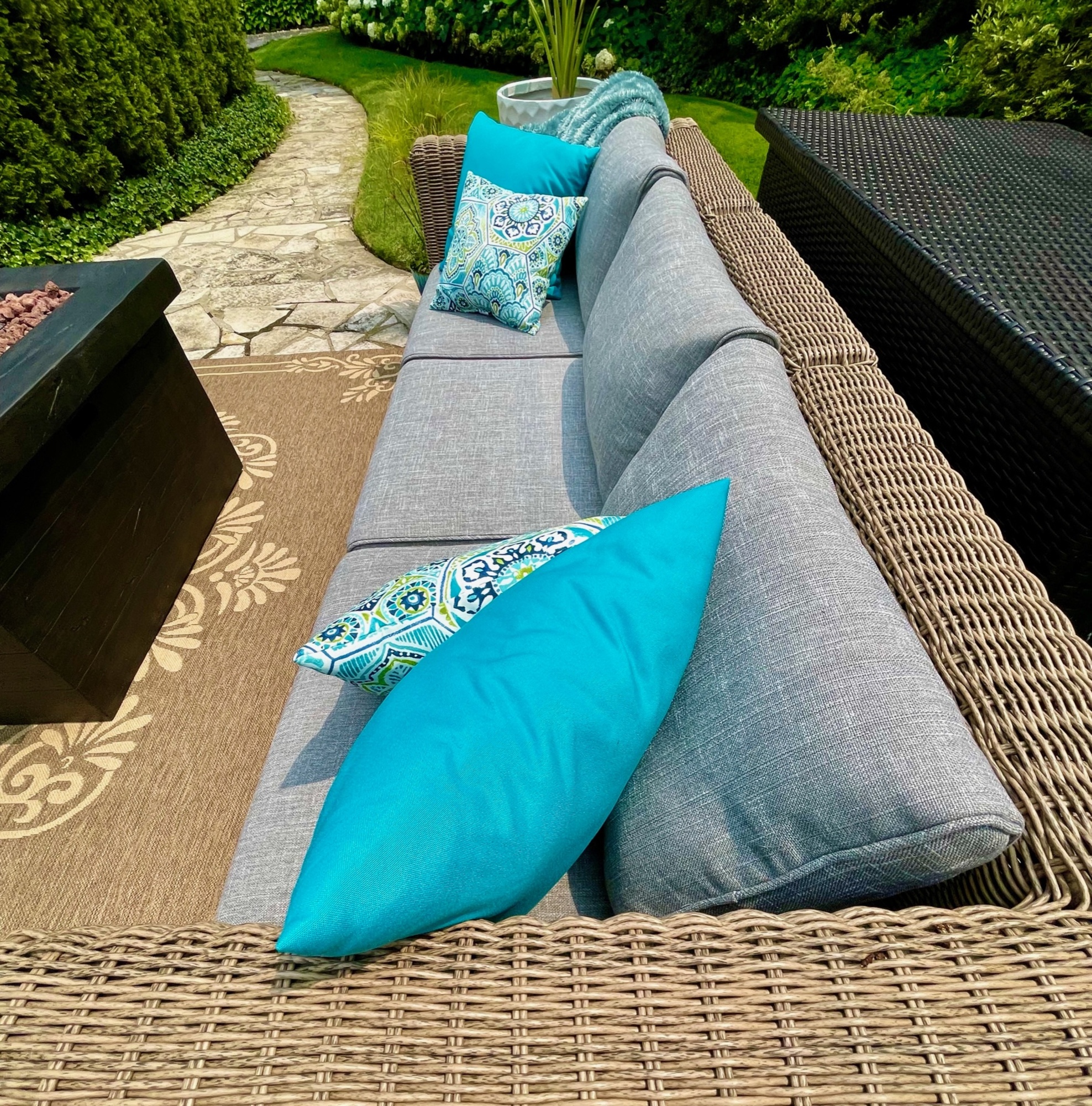 Room to Relax in Grosse Pointe Farms - Photo 8