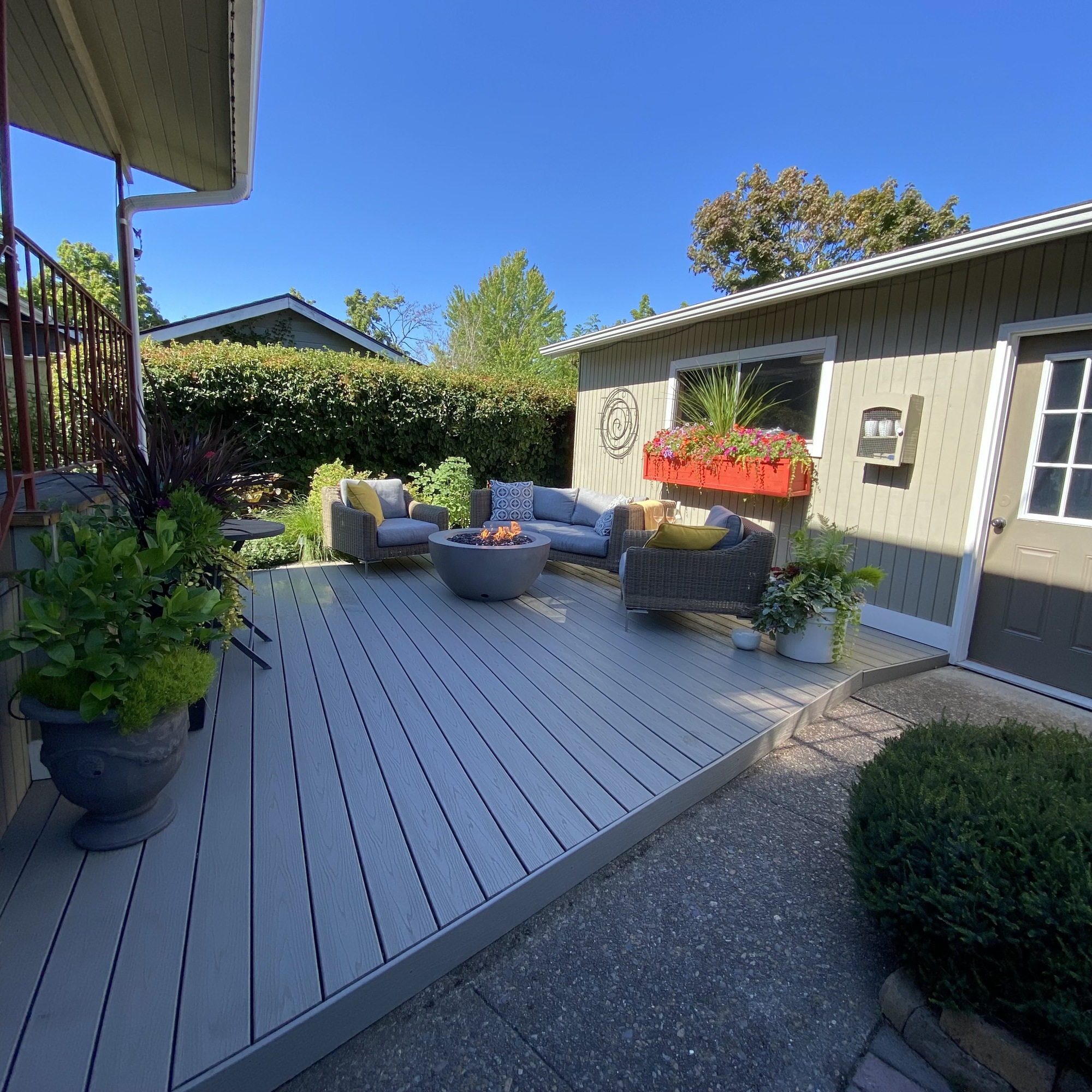 A Backyard Botanical Retreat in Salem, OR - Photo 8