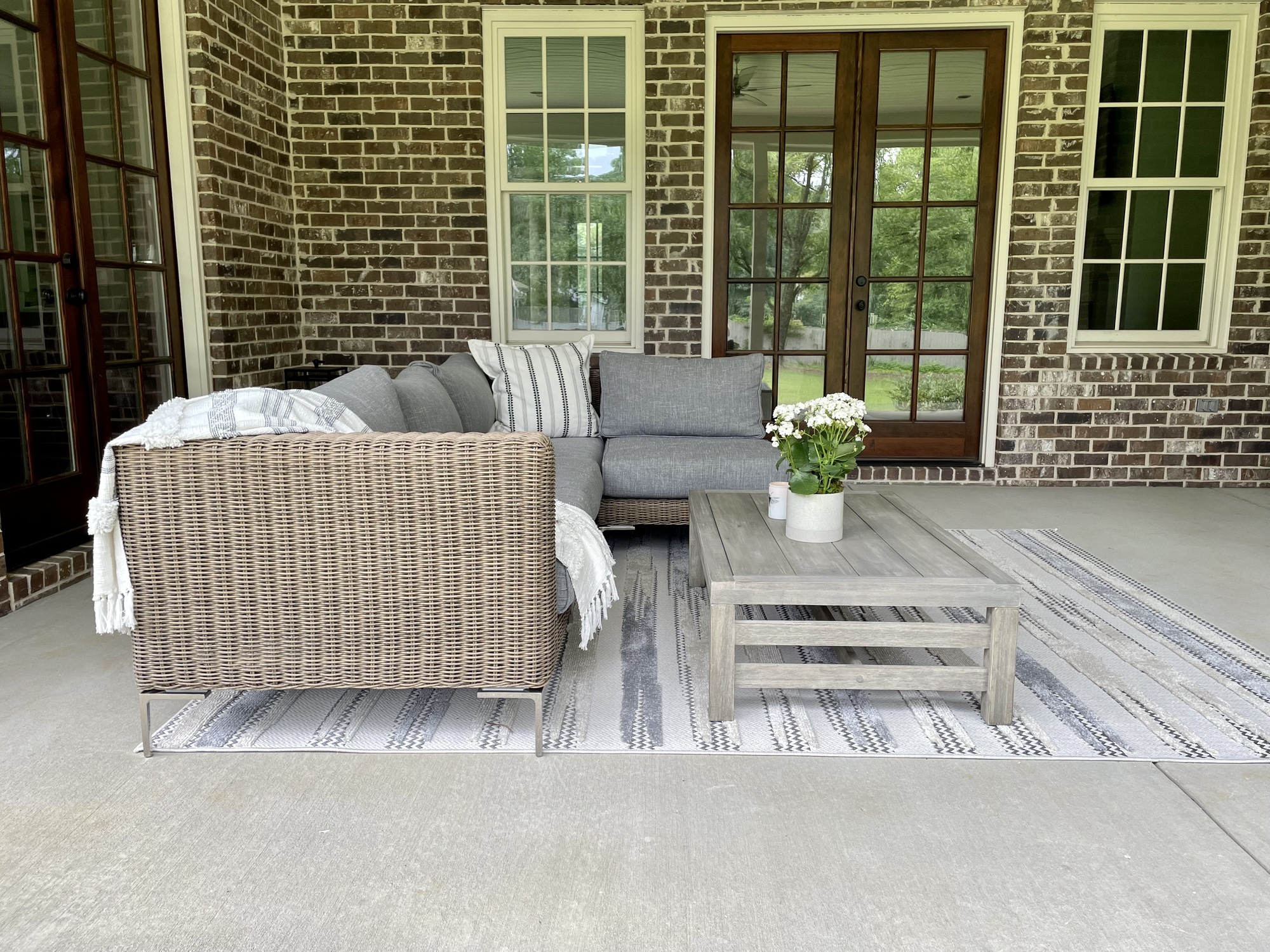 Modern Farmhouse-Style Patio - Photo 5