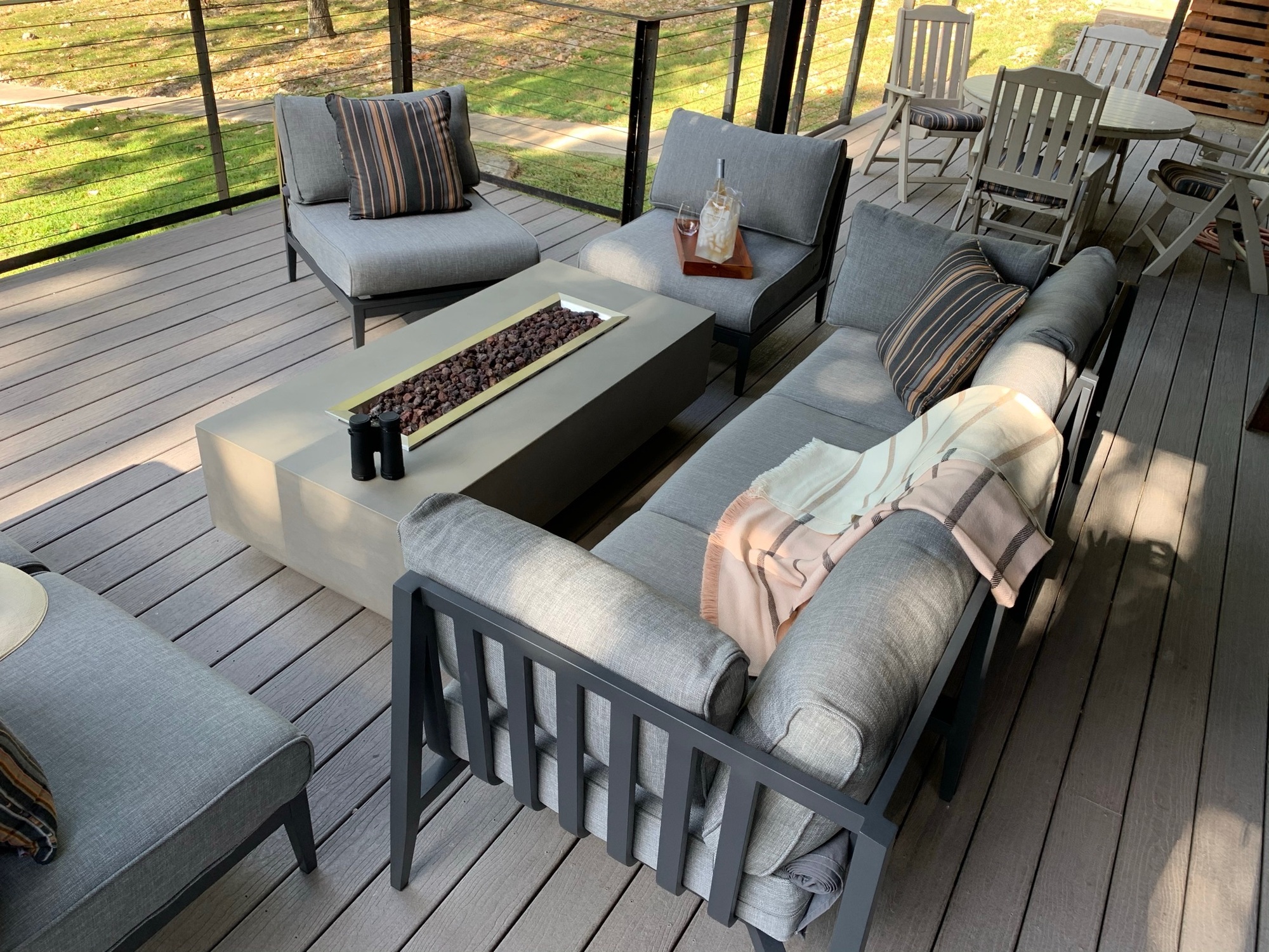 A Dreamy Lakeside Respite in Afton, OK - Photo 4