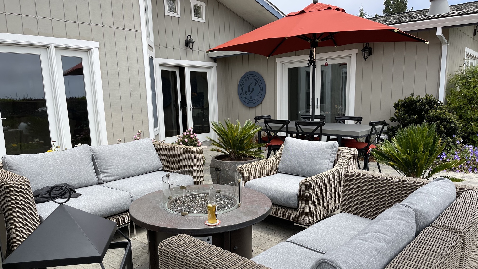 Gorgeous Bayside Backyard in Wine Country - Photo 4