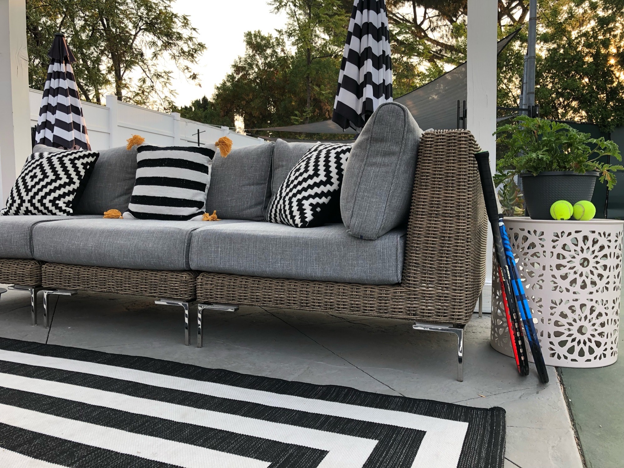 Courtside Entertainment in Woodland Hills - Photo 3