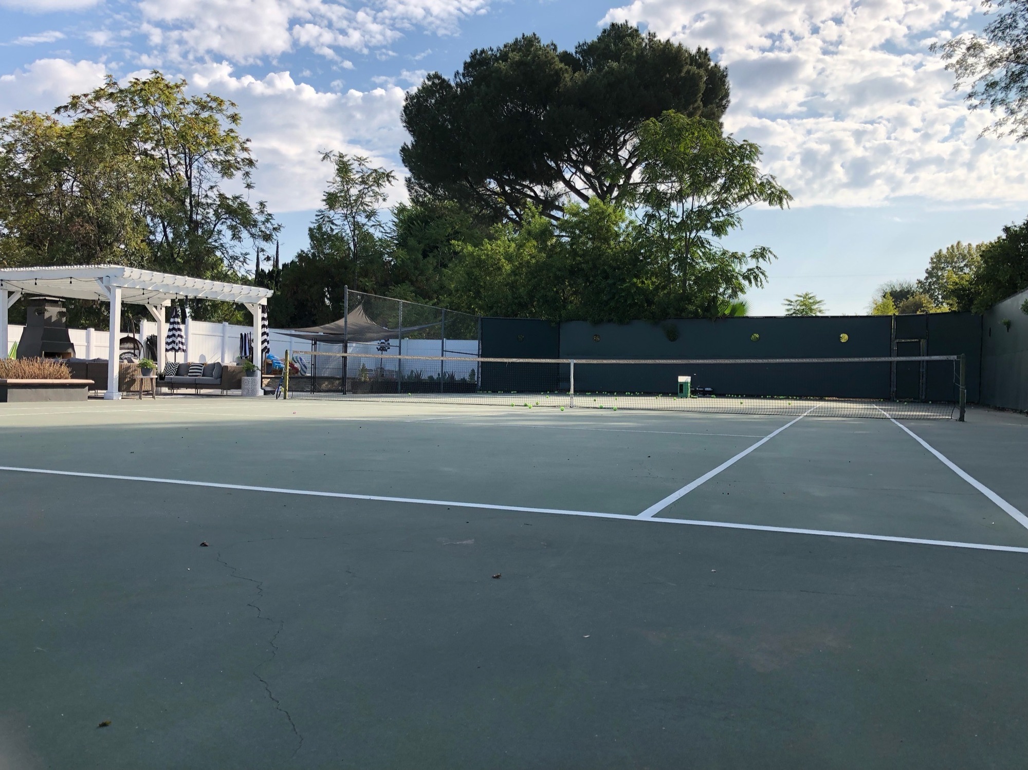 Courtside Entertainment in Woodland Hills - Photo 8