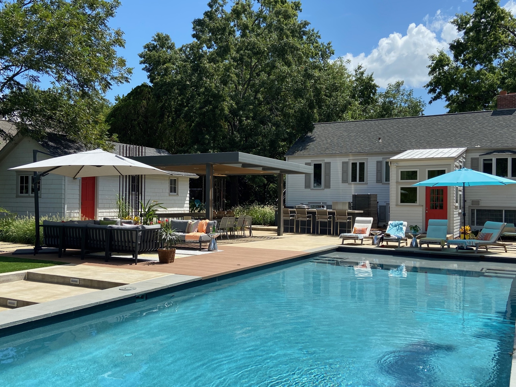  A Yoga Instructor’s Multi-Purpose Backyard  - Photo 3