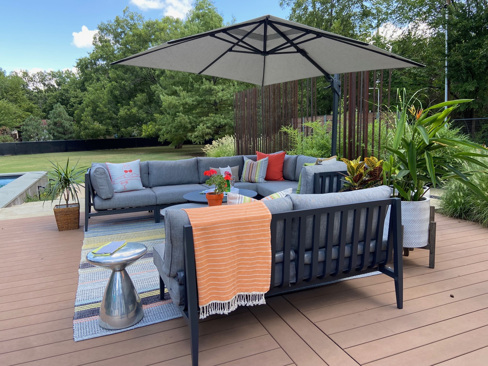  A Yoga Instructor’s Multi-Purpose Backyard  - Photo 5